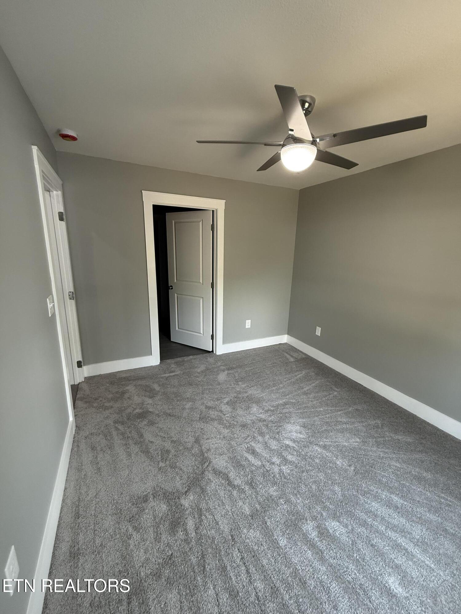 338 Jefferson Ave Property Photo 14