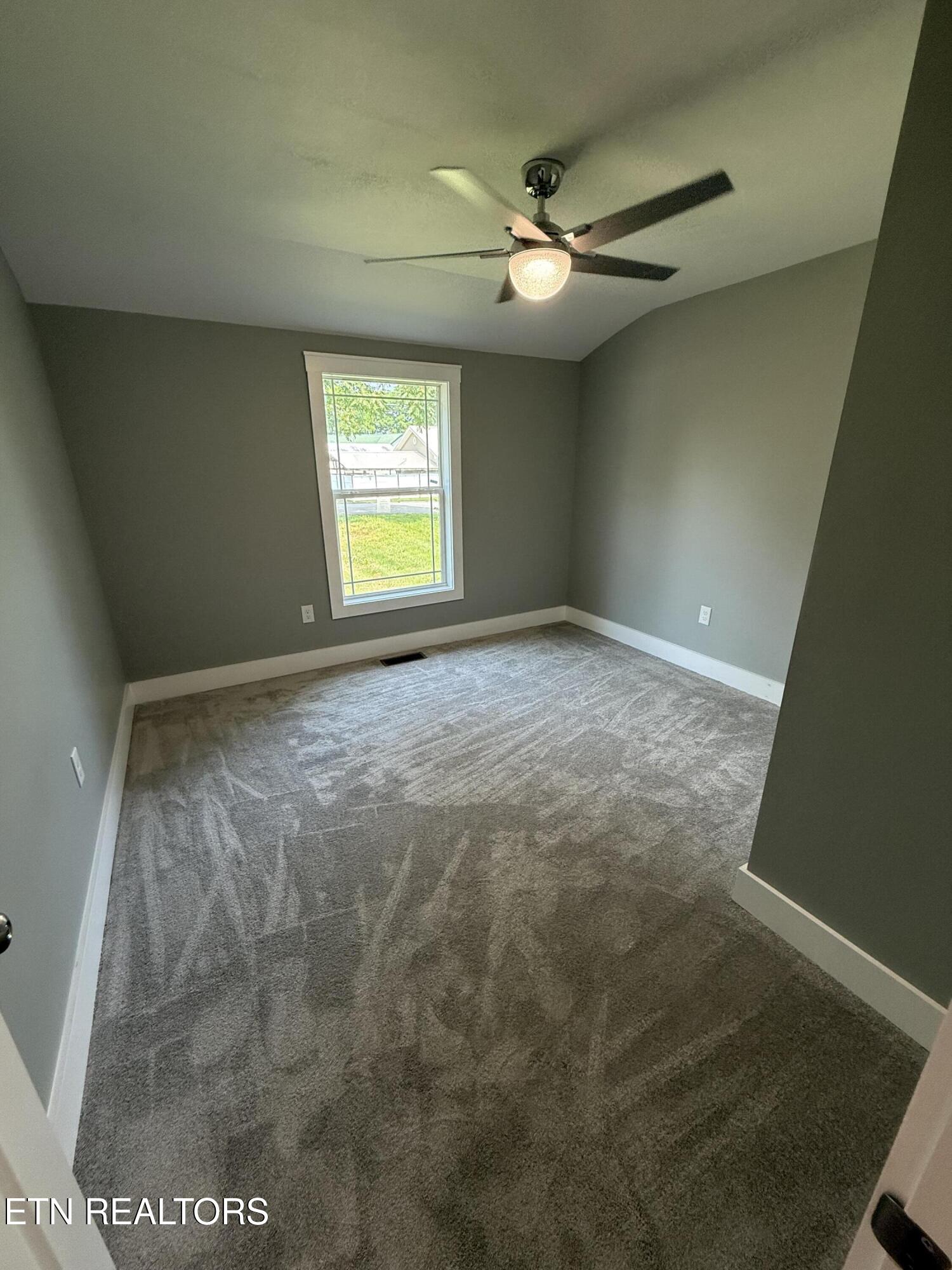 338 Jefferson Ave Property Photo 19