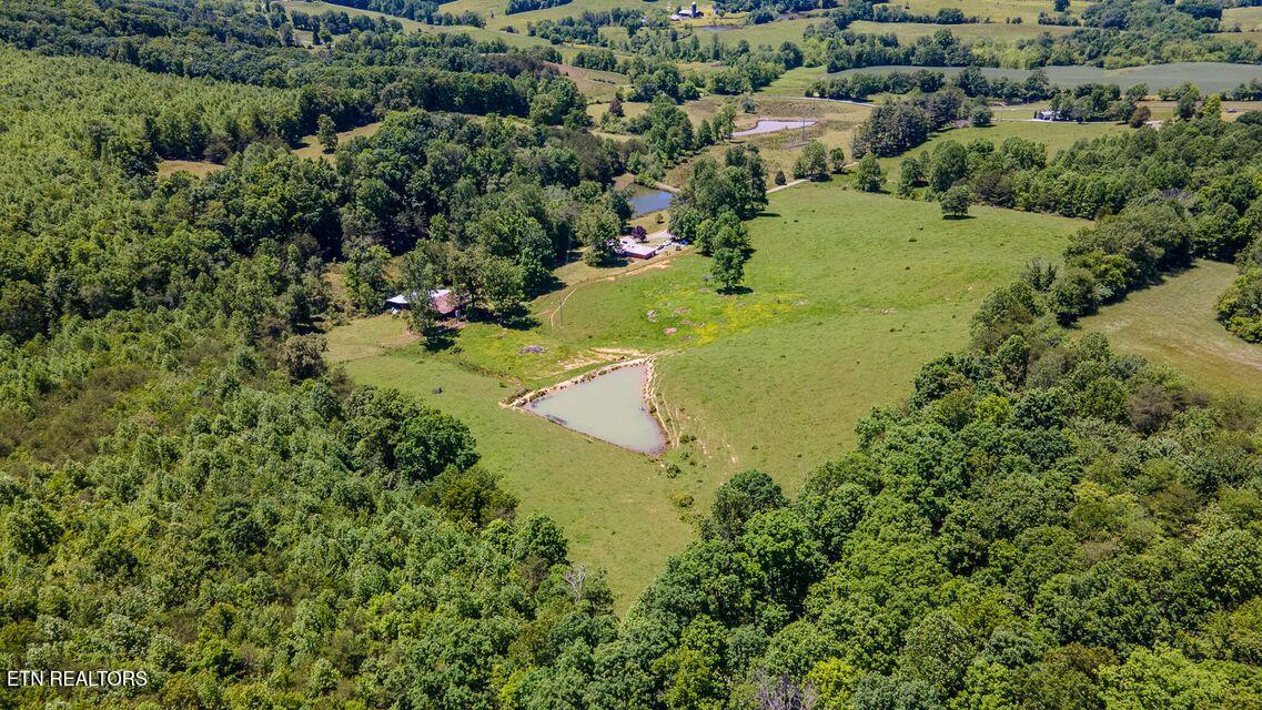 2216 Cove Hill Rd Property Photo 1