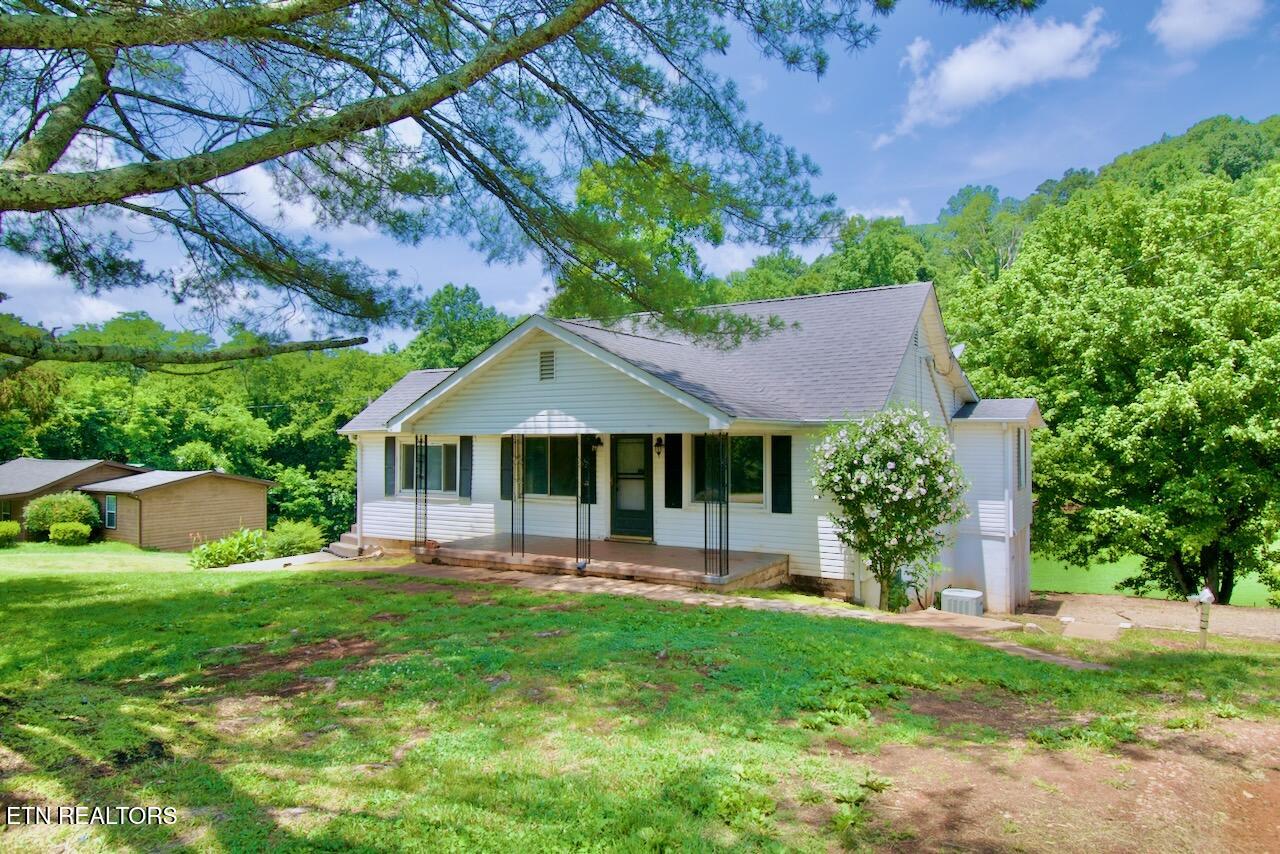 325 Self Hollow Rd Property Photo 1