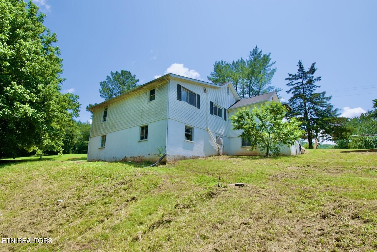 325 Self Hollow Rd Property Photo 6