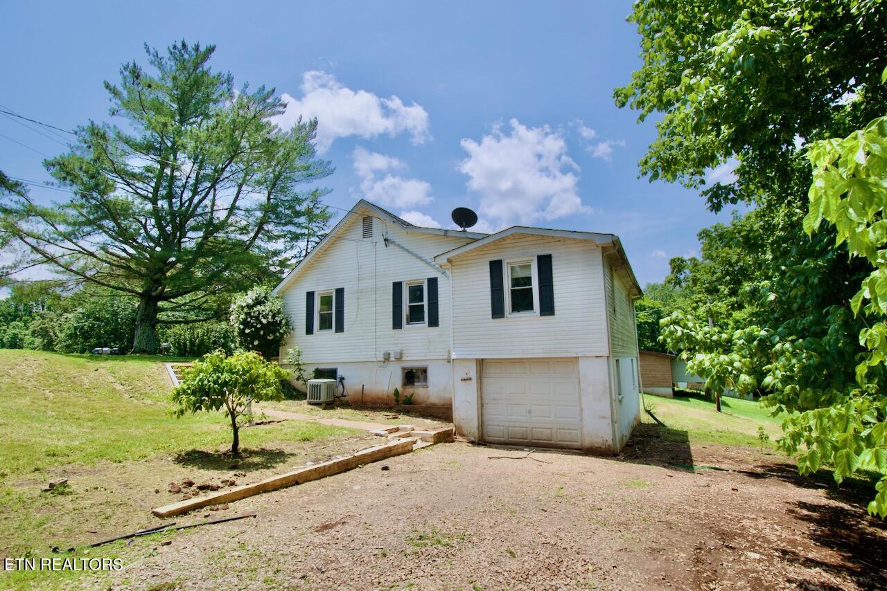 325 Self Hollow Rd Property Photo 7
