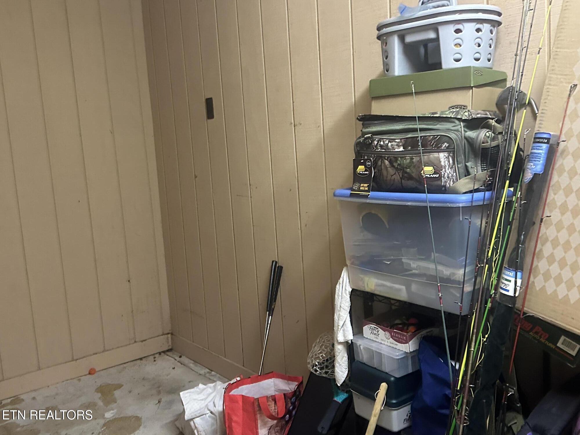 1016 Running Deer Property Photo 16