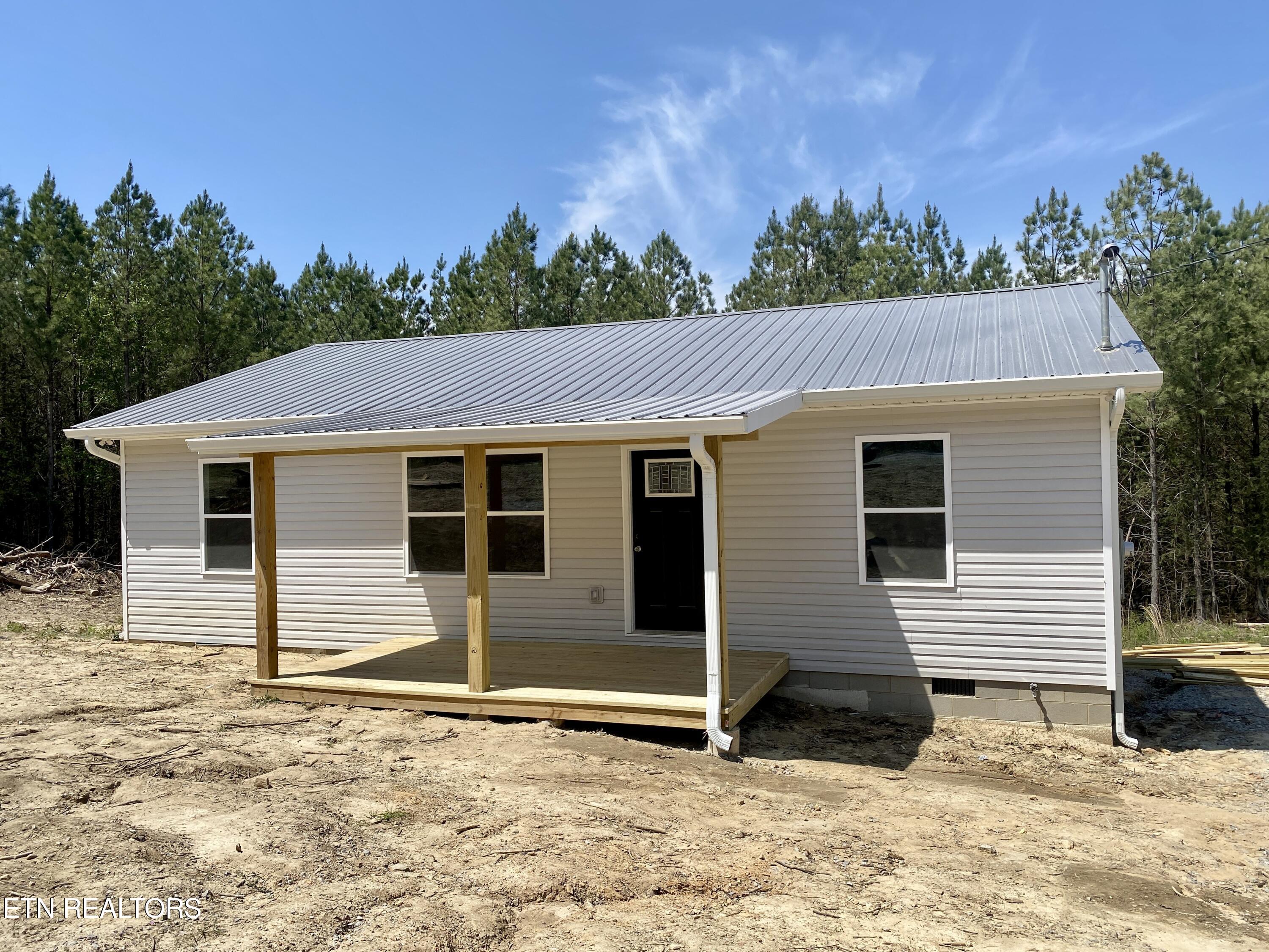 6383 Valley View Rd Property Photo 1