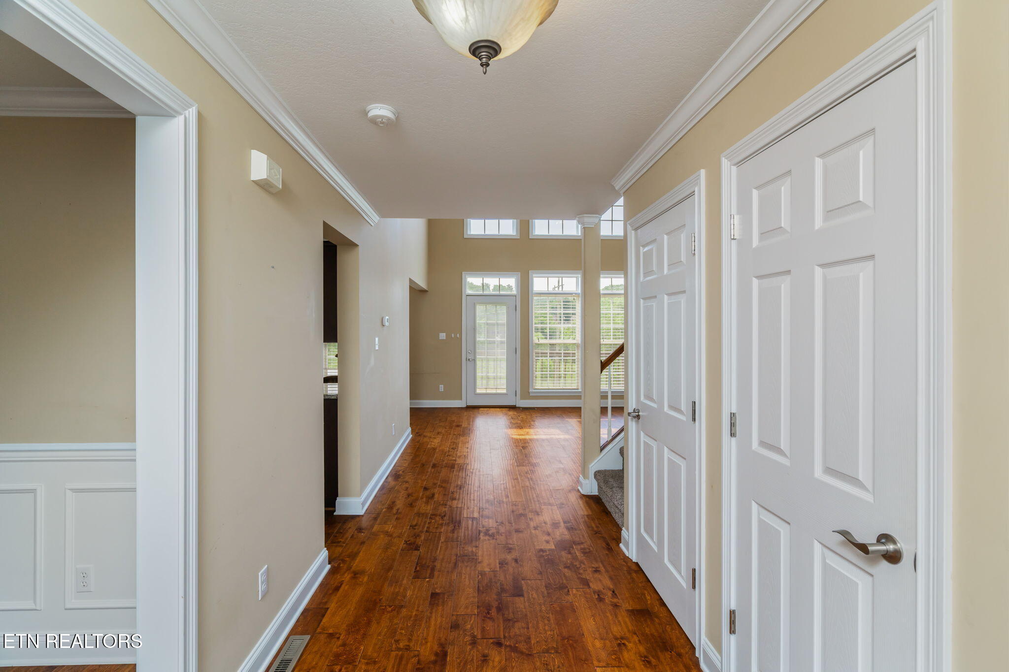 1801 Ridge Creek Lane Property Photo 5