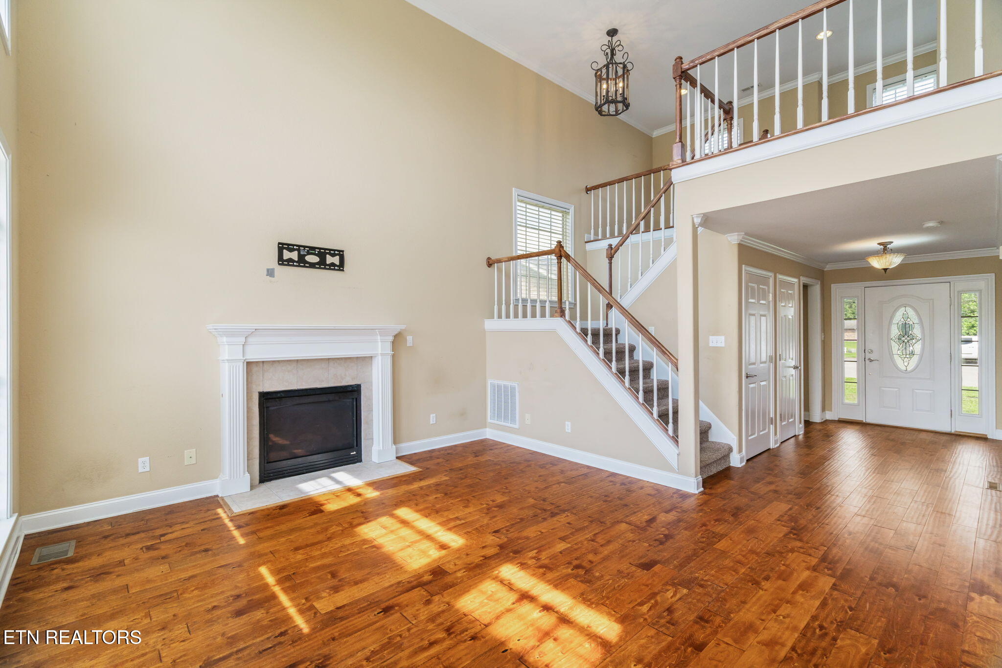 1801 Ridge Creek Lane Property Photo 6
