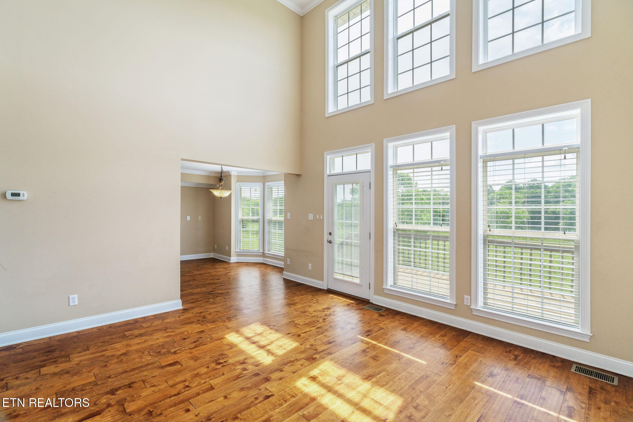 1801 Ridge Creek Lane Property Photo 8