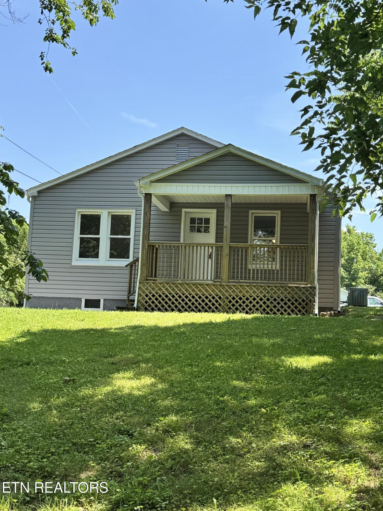 203 Churchland St Property Photo 1