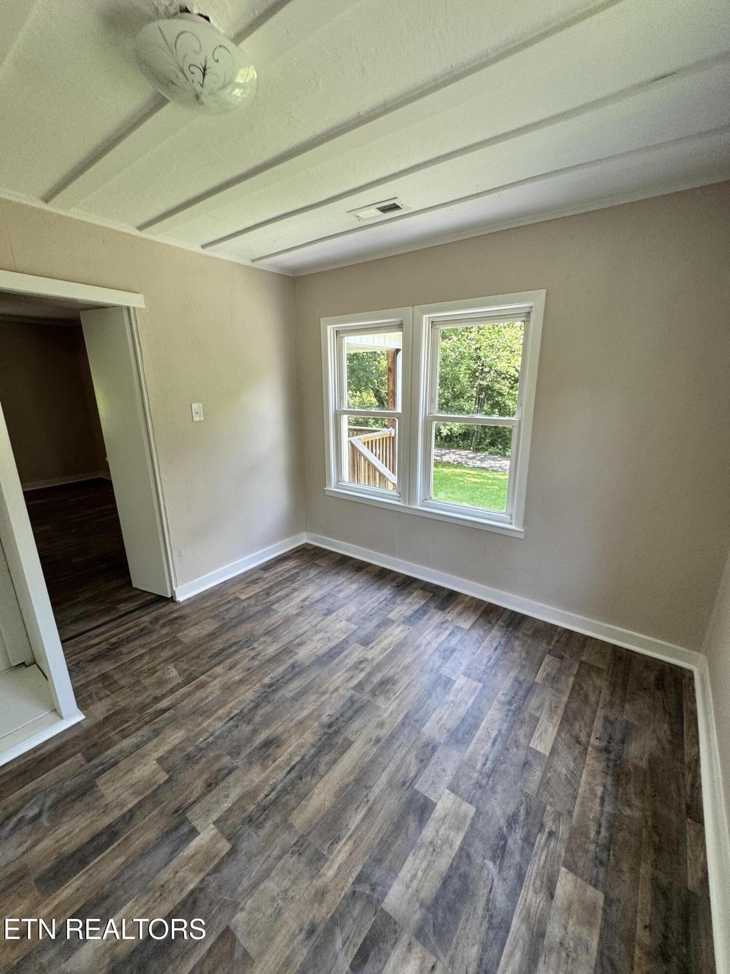 203 Churchland St Property Photo 10