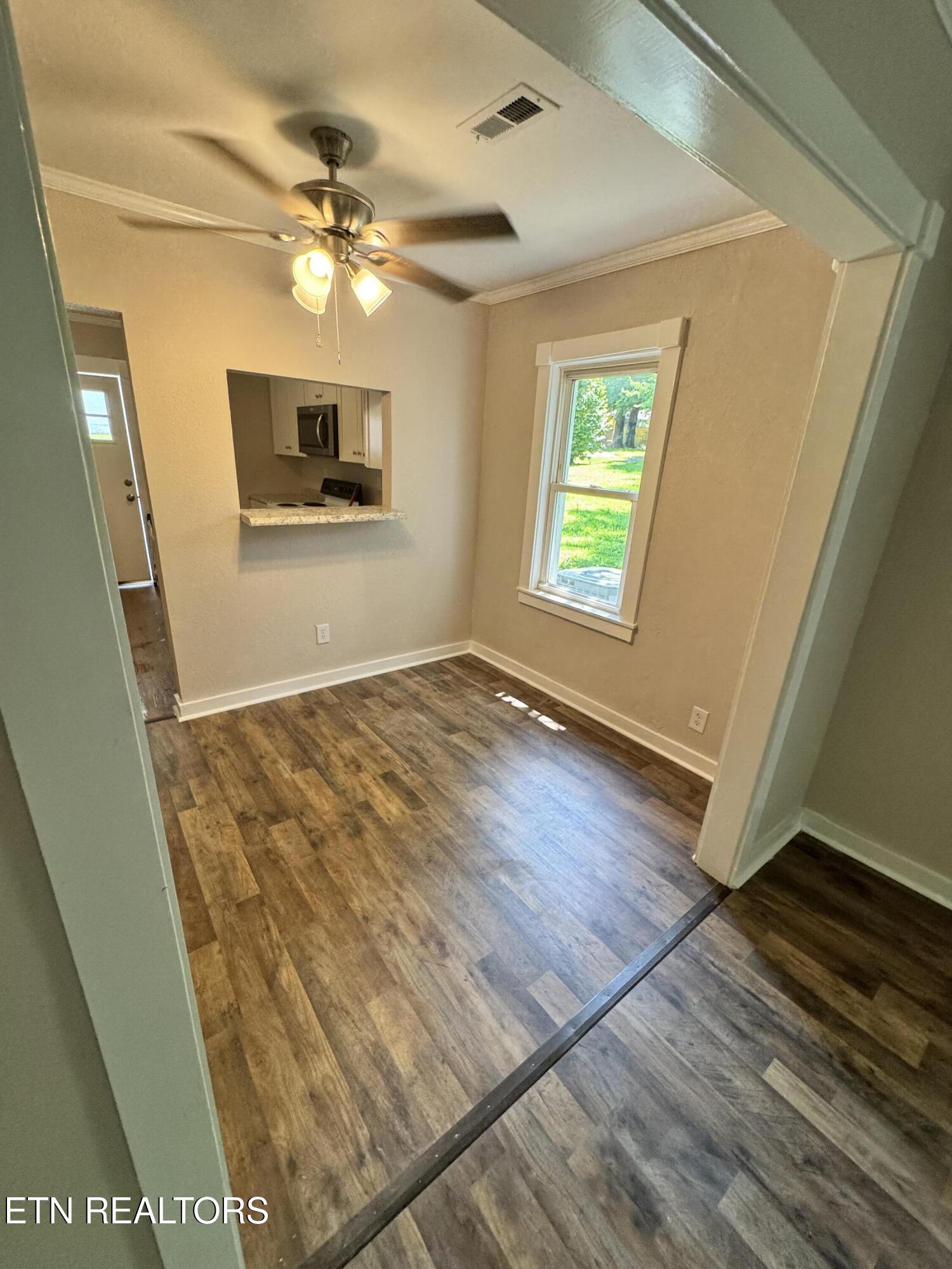 203 Churchland St Property Photo 14