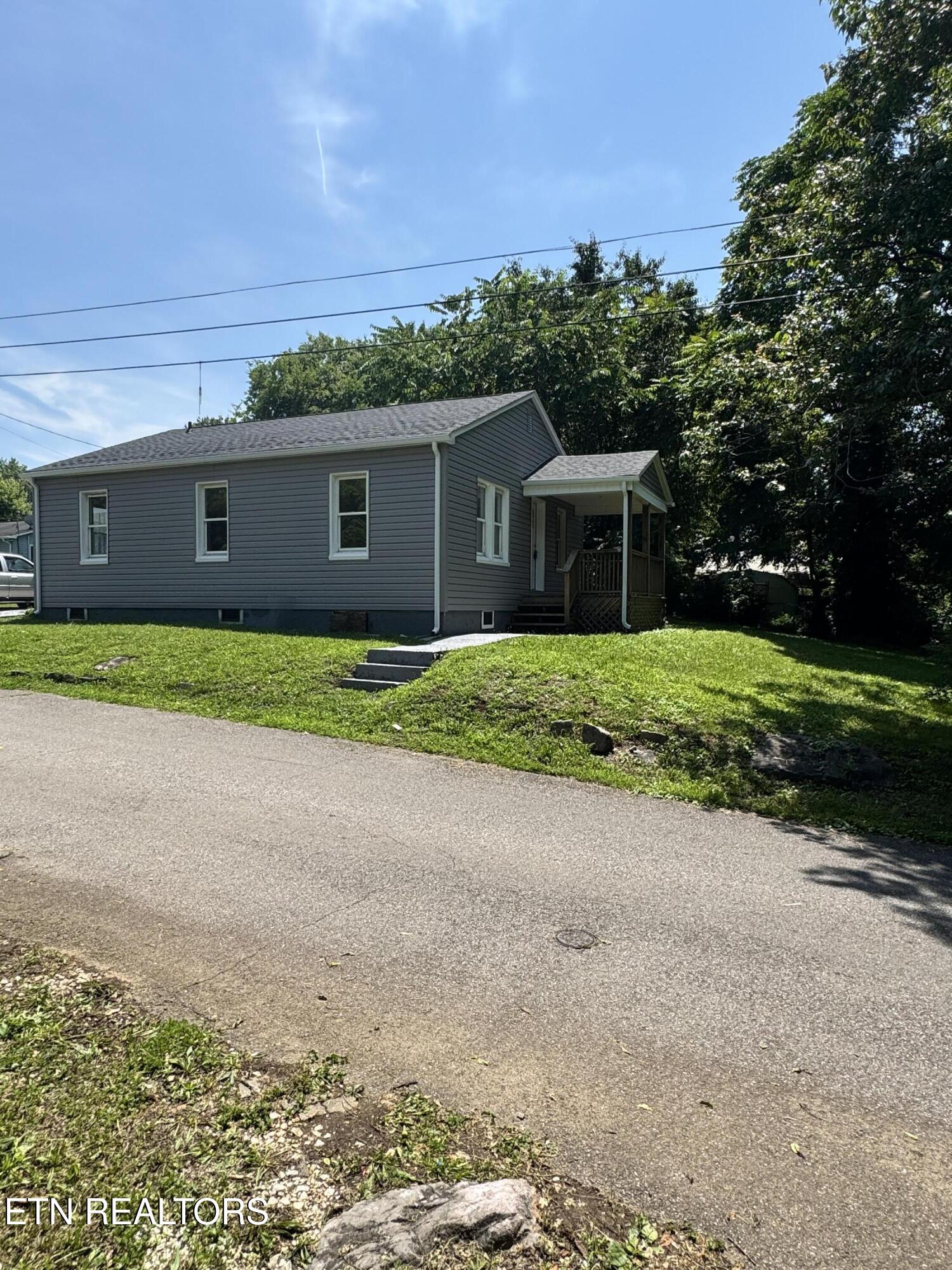 203 Churchland St Property Photo 23