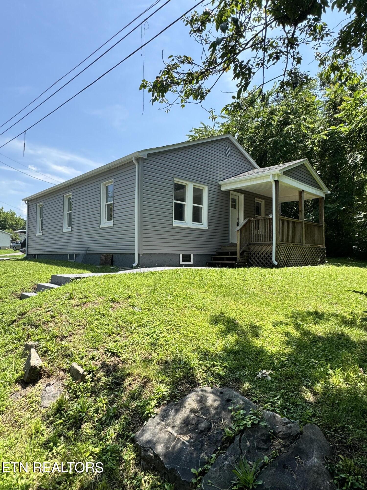 203 Churchland St Property Photo 24