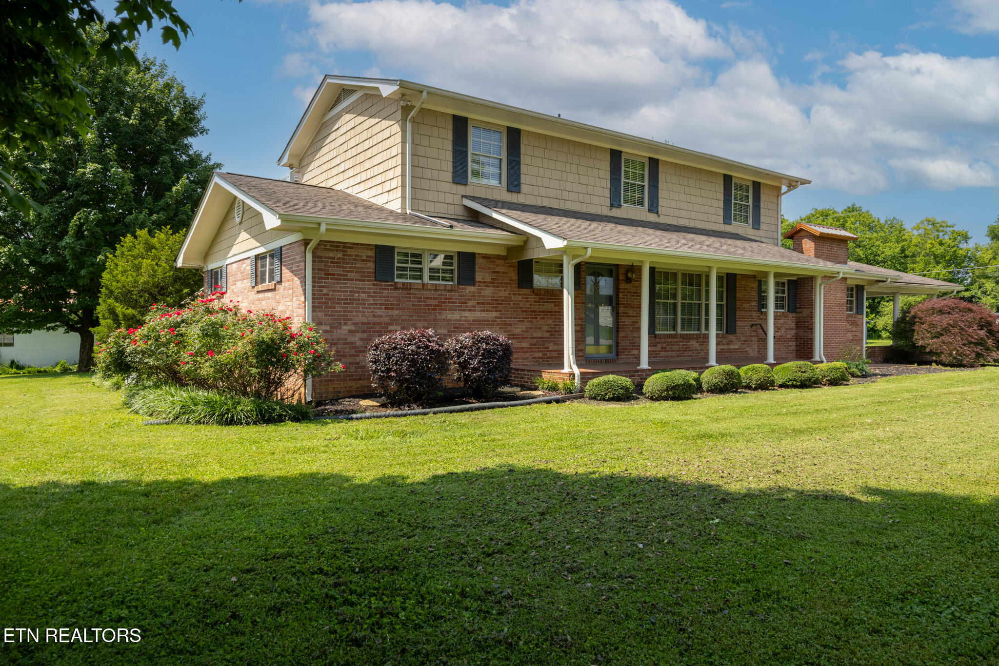 421 Oklahoma St Property Photo 1