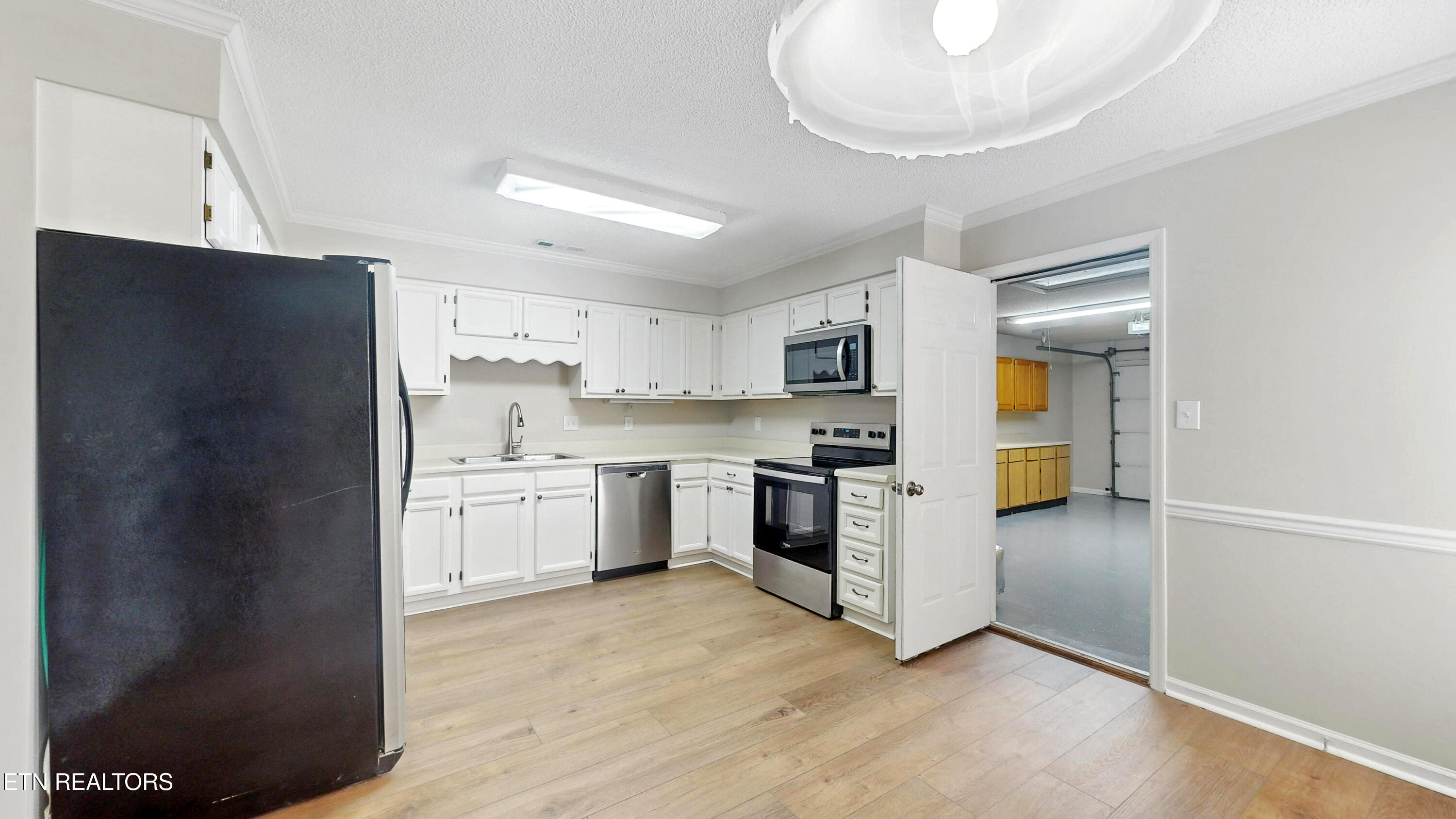 5033 Griffins Gate Lane Property Photo 10