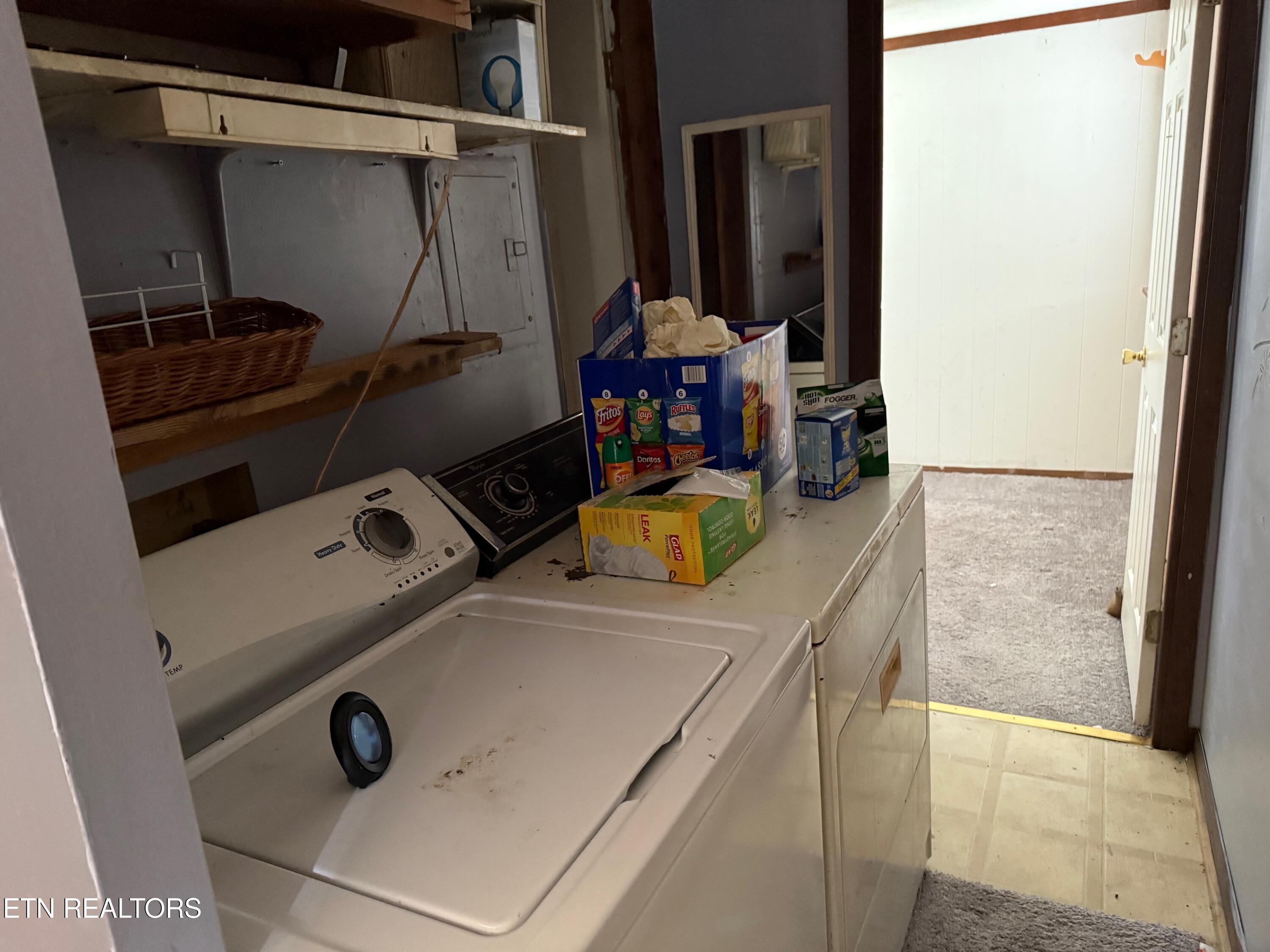 6032 Atkins Rd Property Photo 5