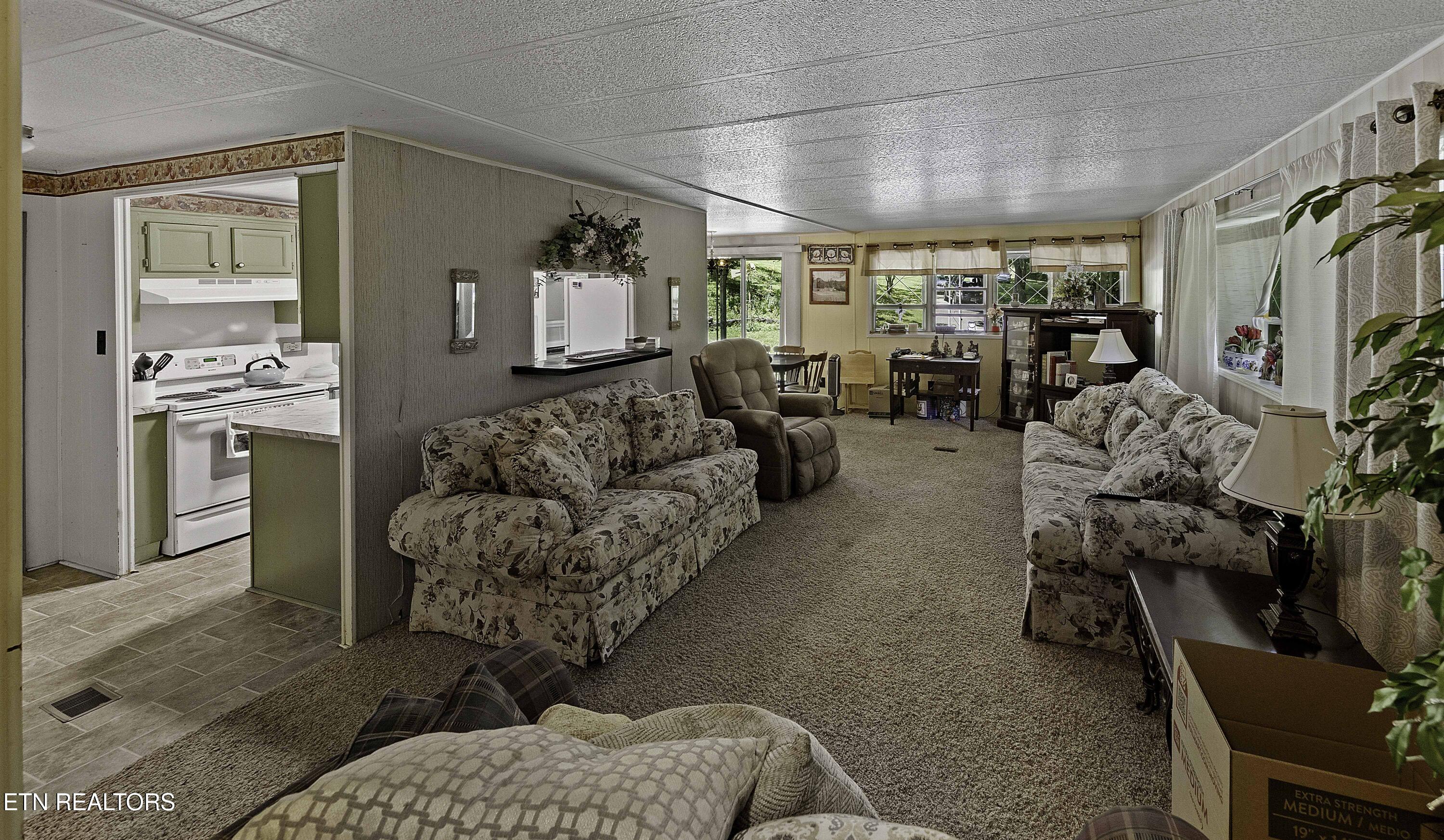 8452 Carr Lane Property Photo 36