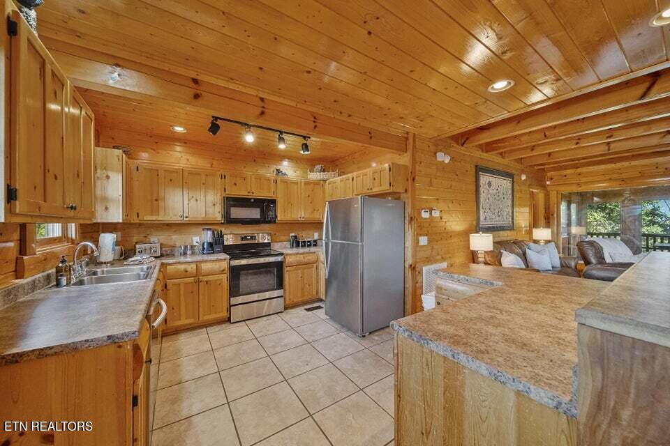 2857 White Oak Ridge Lane Property Photo 29