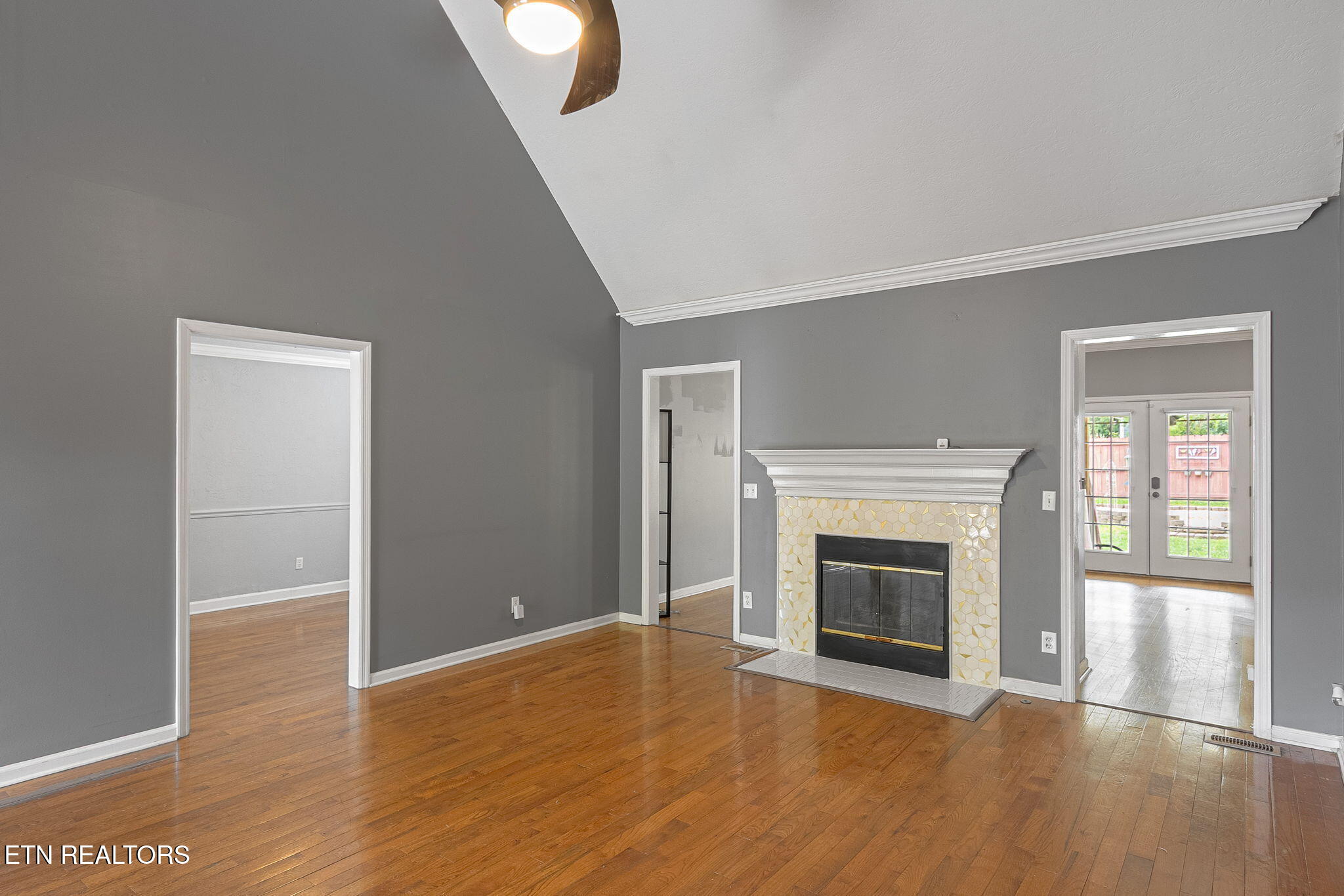 6813 Cardindale Drive Property Photo 11