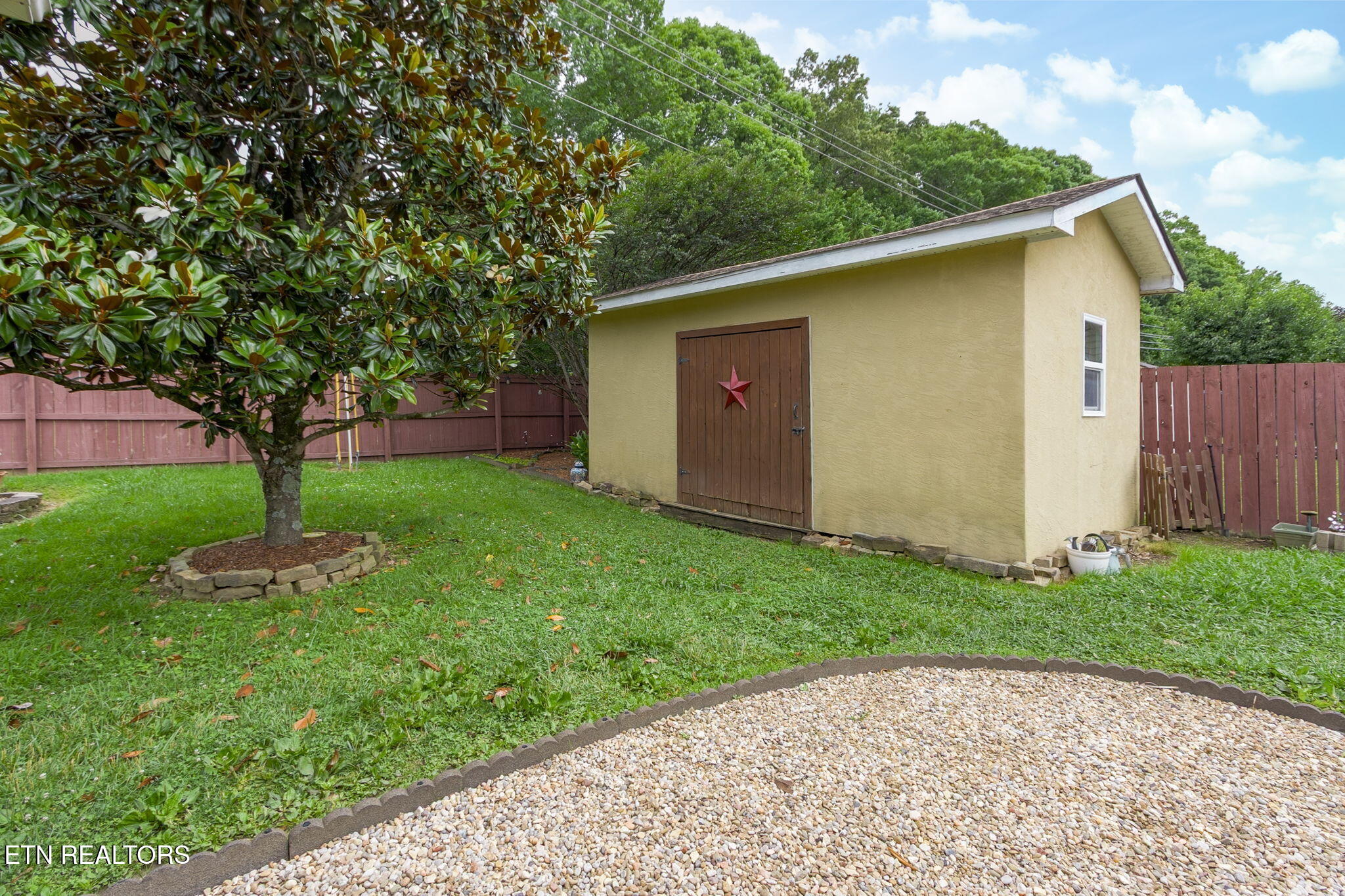 6813 Cardindale Drive Property Photo 41