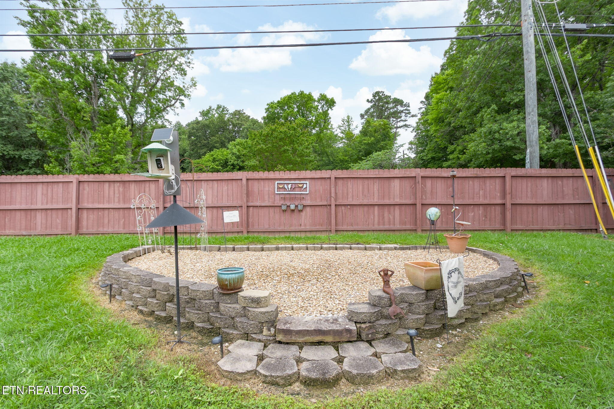 6813 Cardindale Drive Property Photo 42