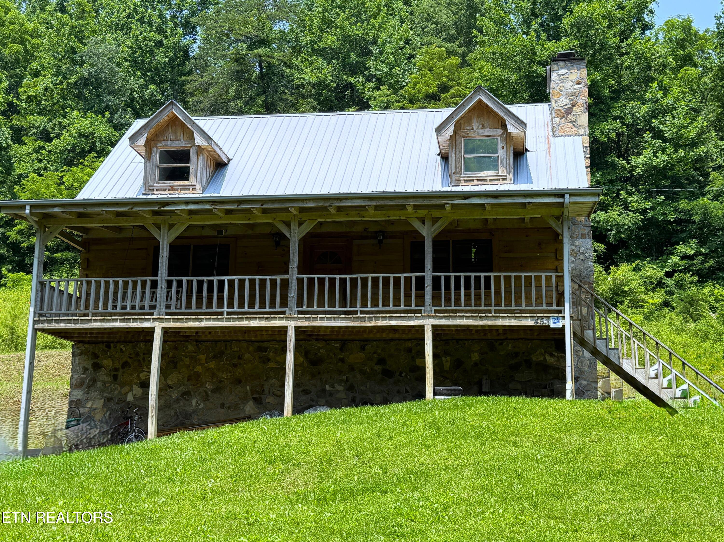 453 Trentham Hollow Rd Property Photo 1