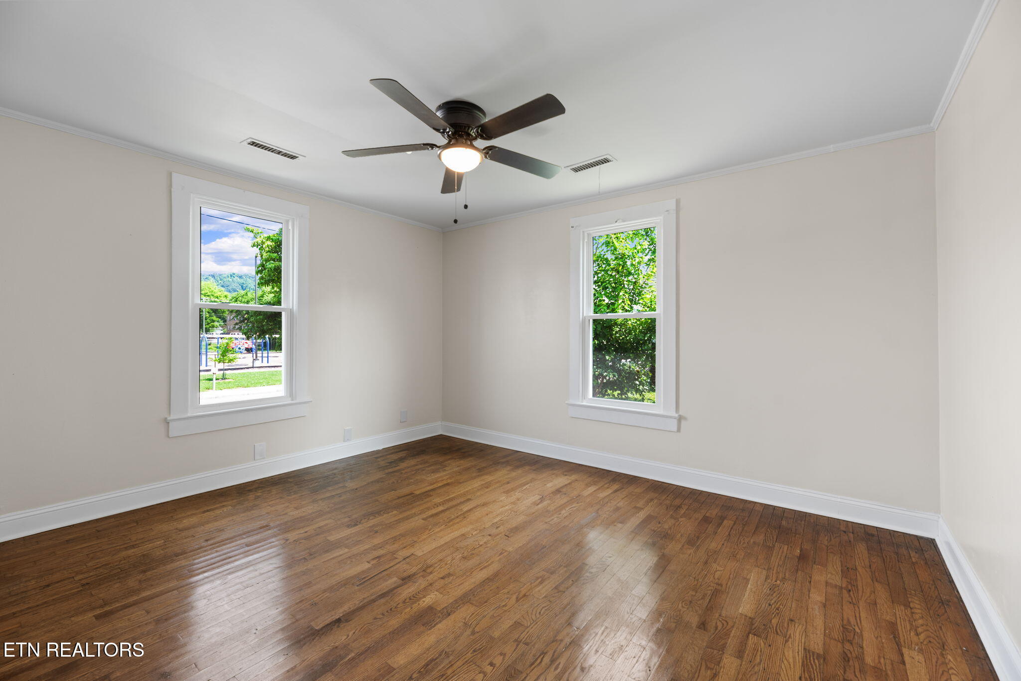 1338 Louisiana Ave Property Photo 14