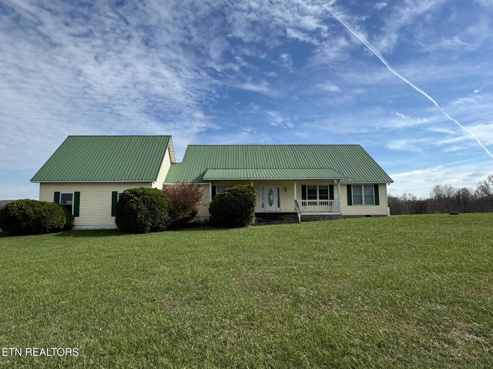 1032 Kendall Smith Rd Property Photo 1