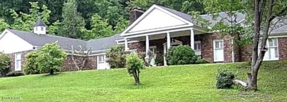 242 Adams Lane Property Photo 1