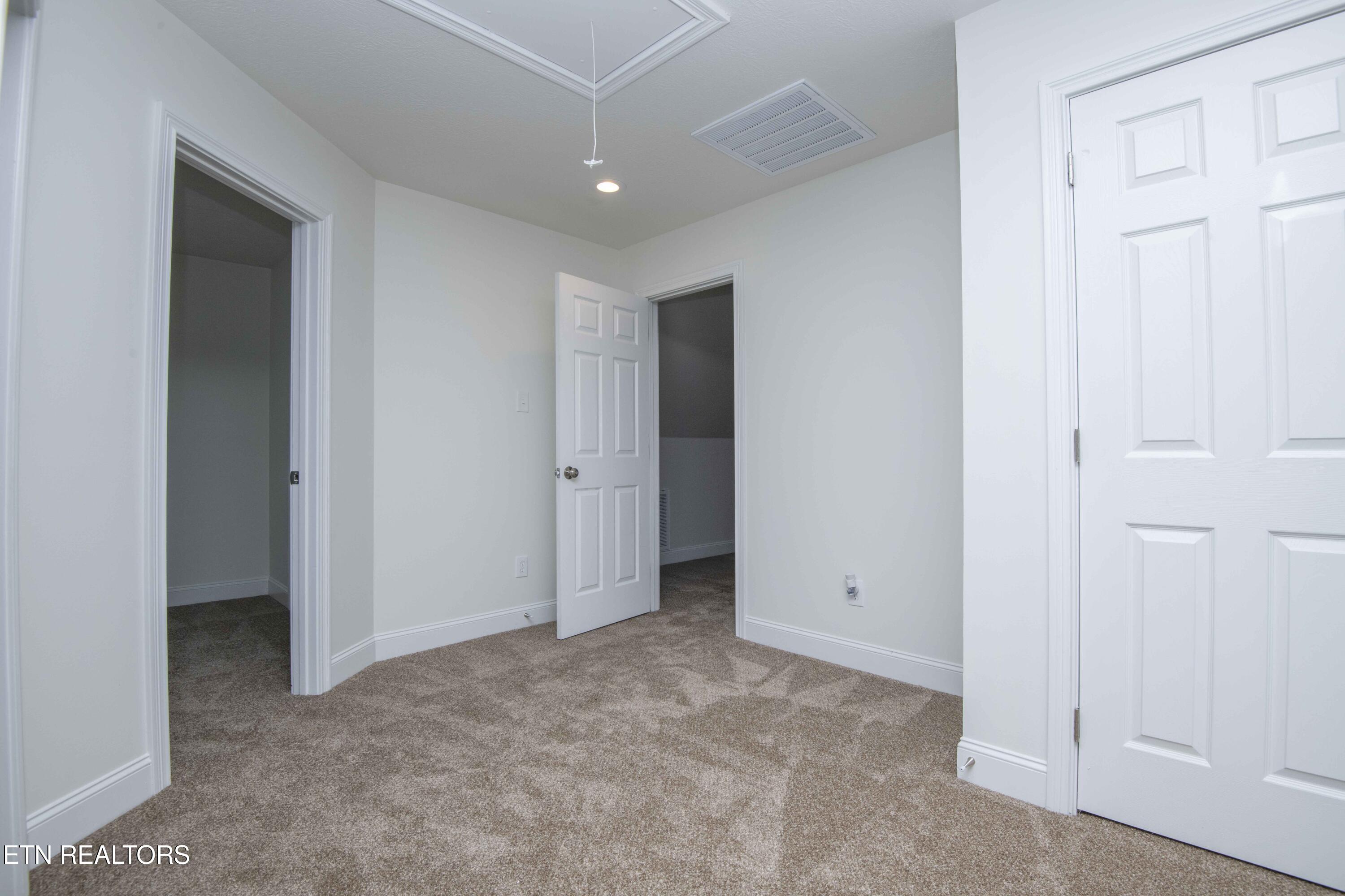 7120 Presidential Lane Property Photo 29