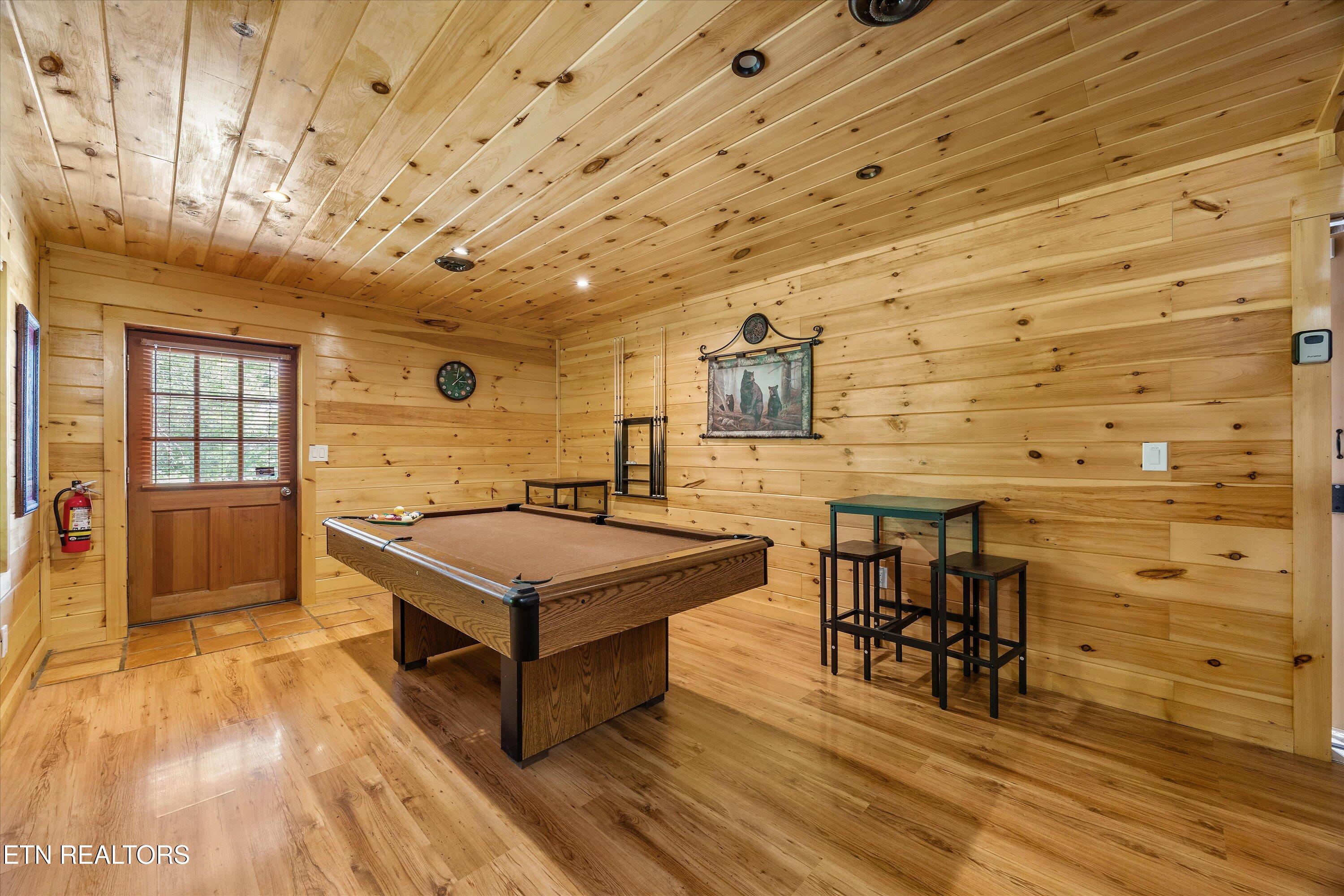 725 Driftwood Circle Property Photo 19