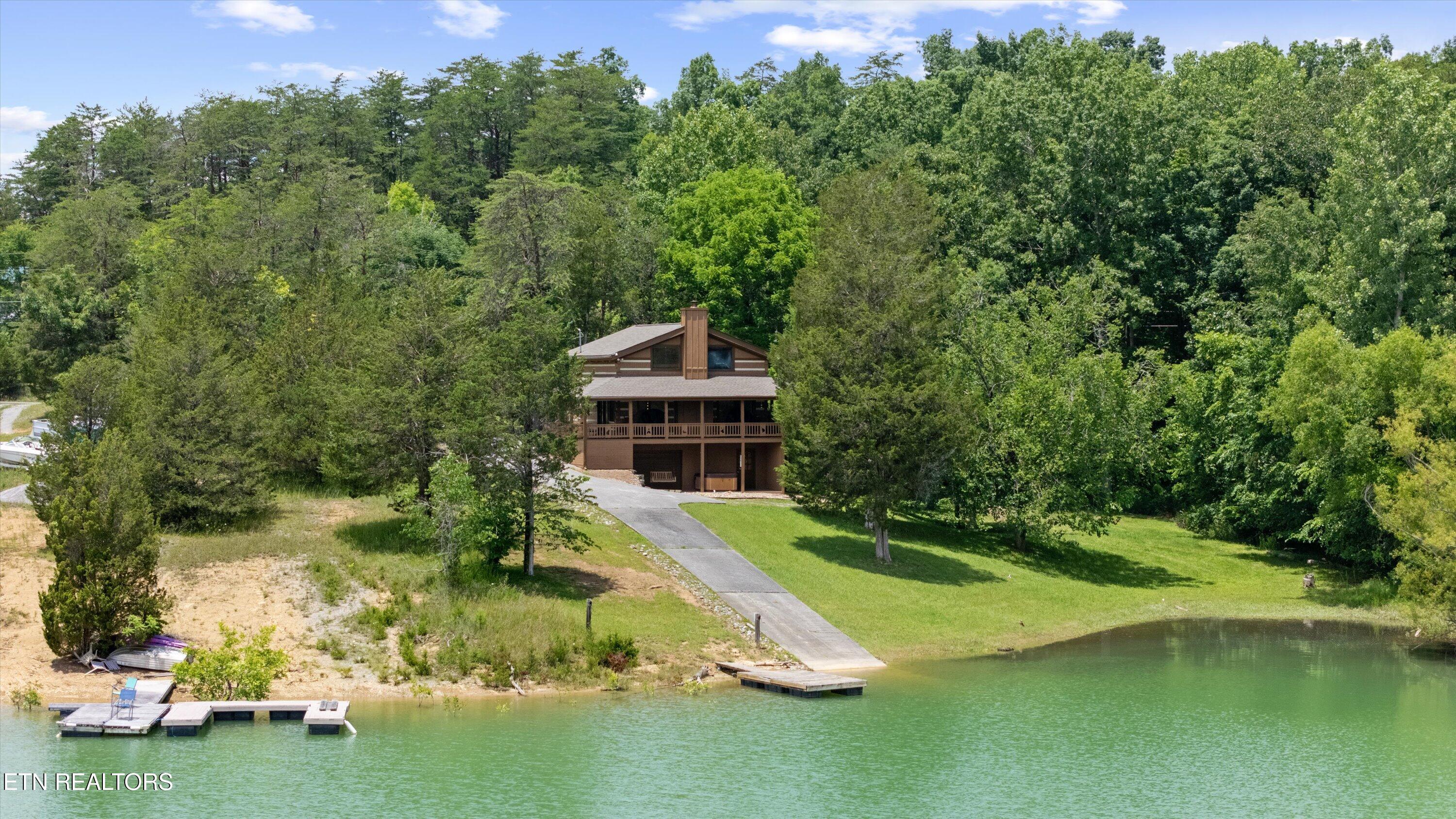 725 Driftwood Circle Property Photo 30