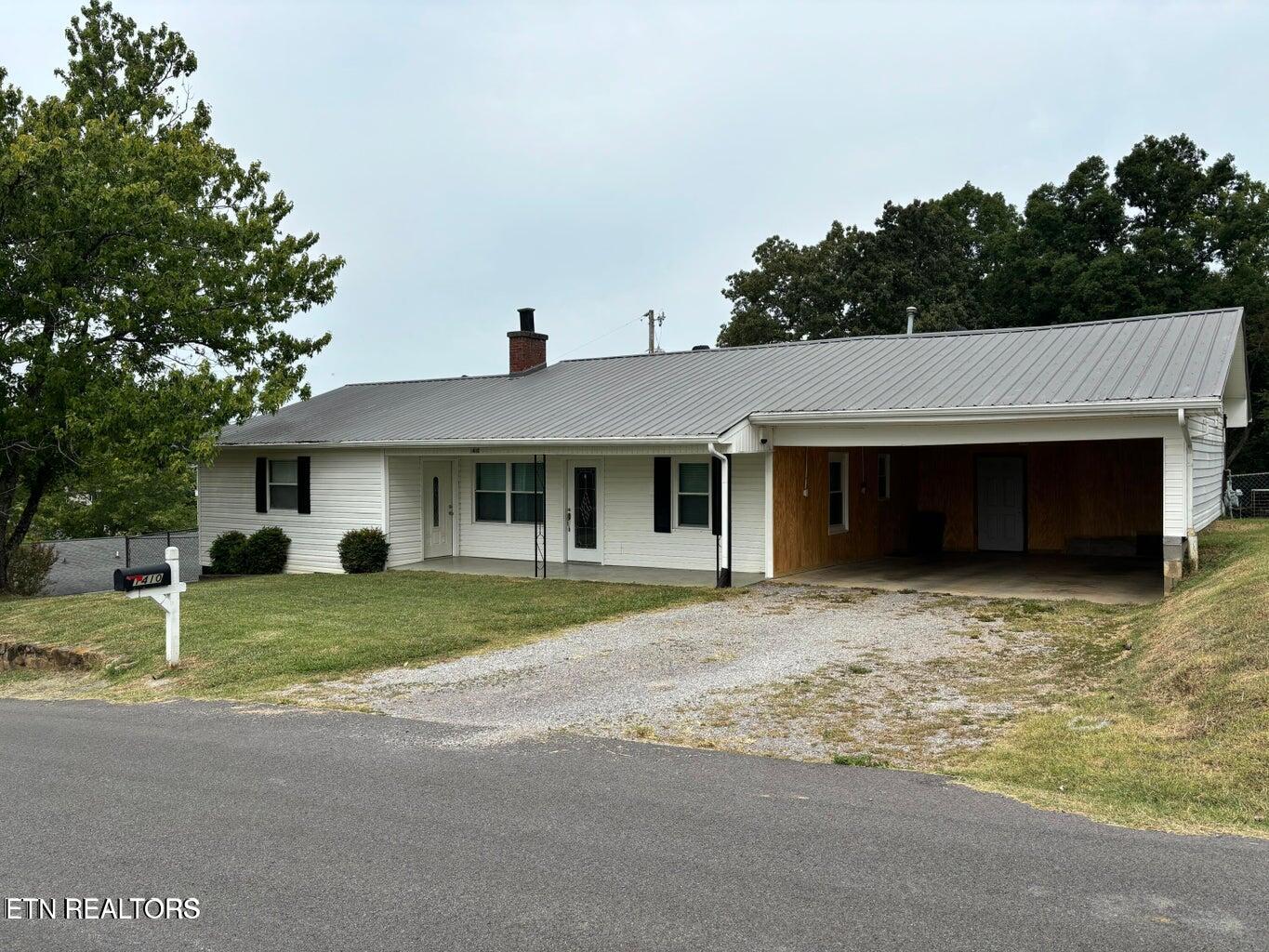 1410 Pine Ridge Rd Property Photo 1