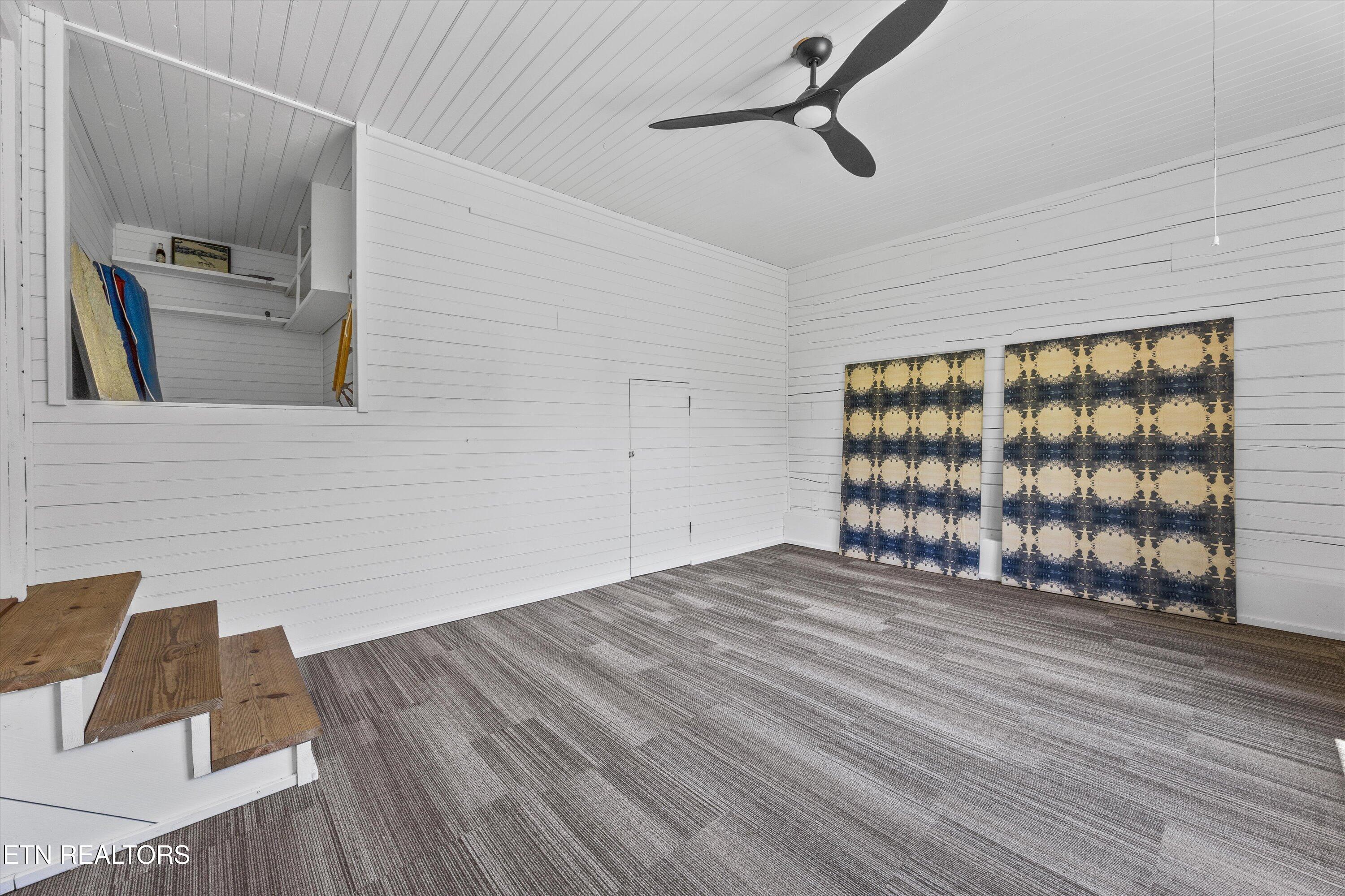 284 Savannah Shores Drive Property Photo 28