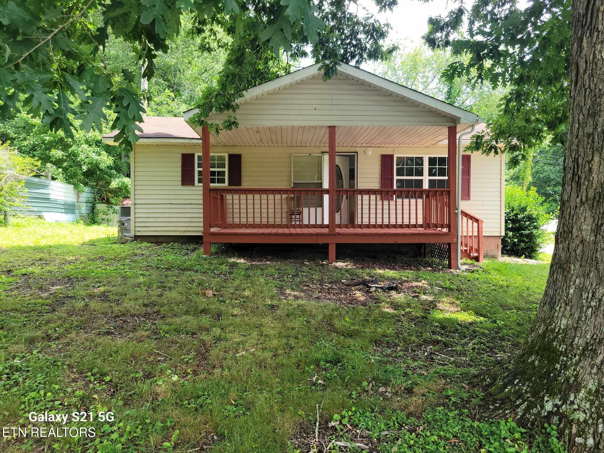 621 Phillips Flats Rd