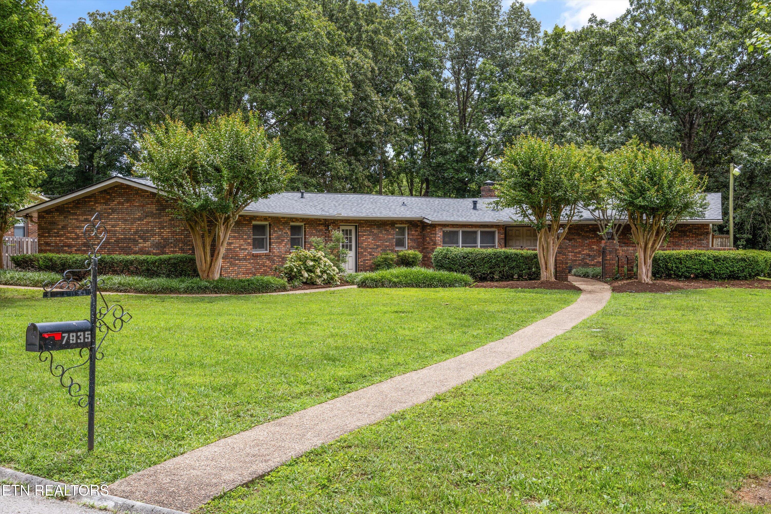 7935 Cranley Rd Property Photo 1