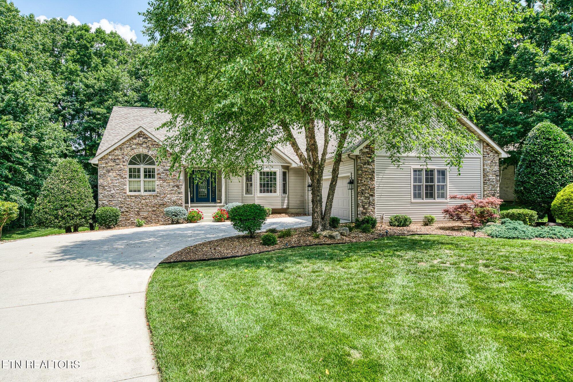21 Lexham Court Property Photo 1