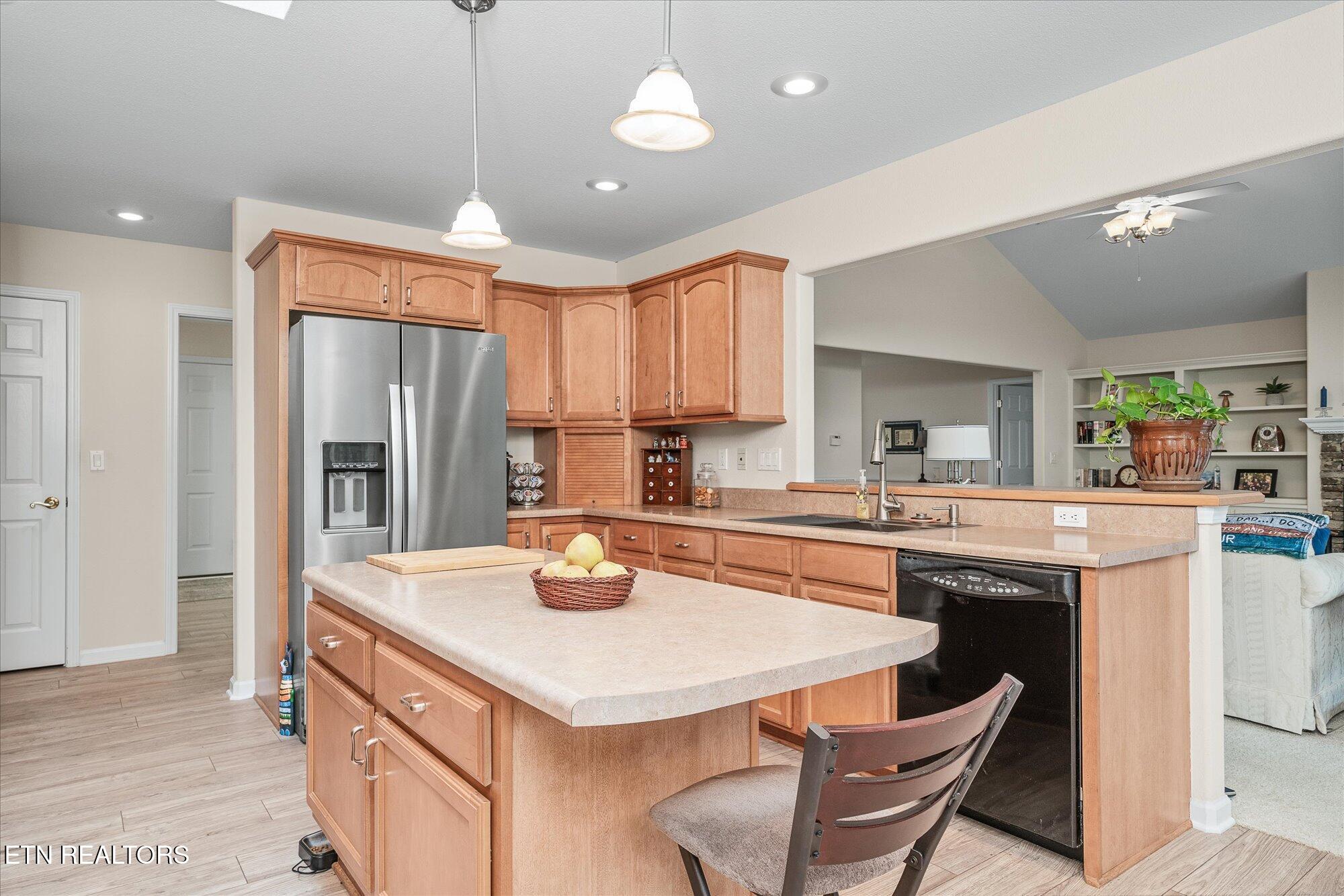 21 Lexham Court Property Photo 15