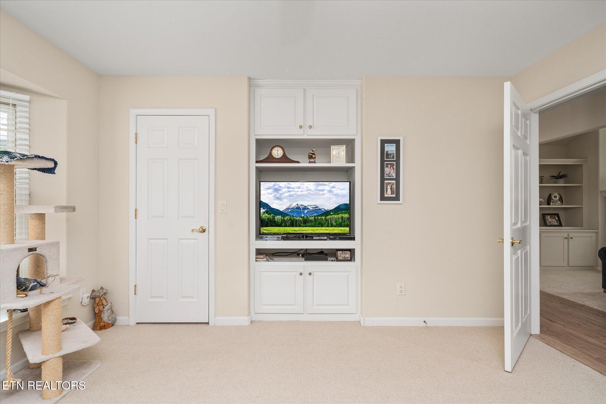 21 Lexham Court Property Photo 29