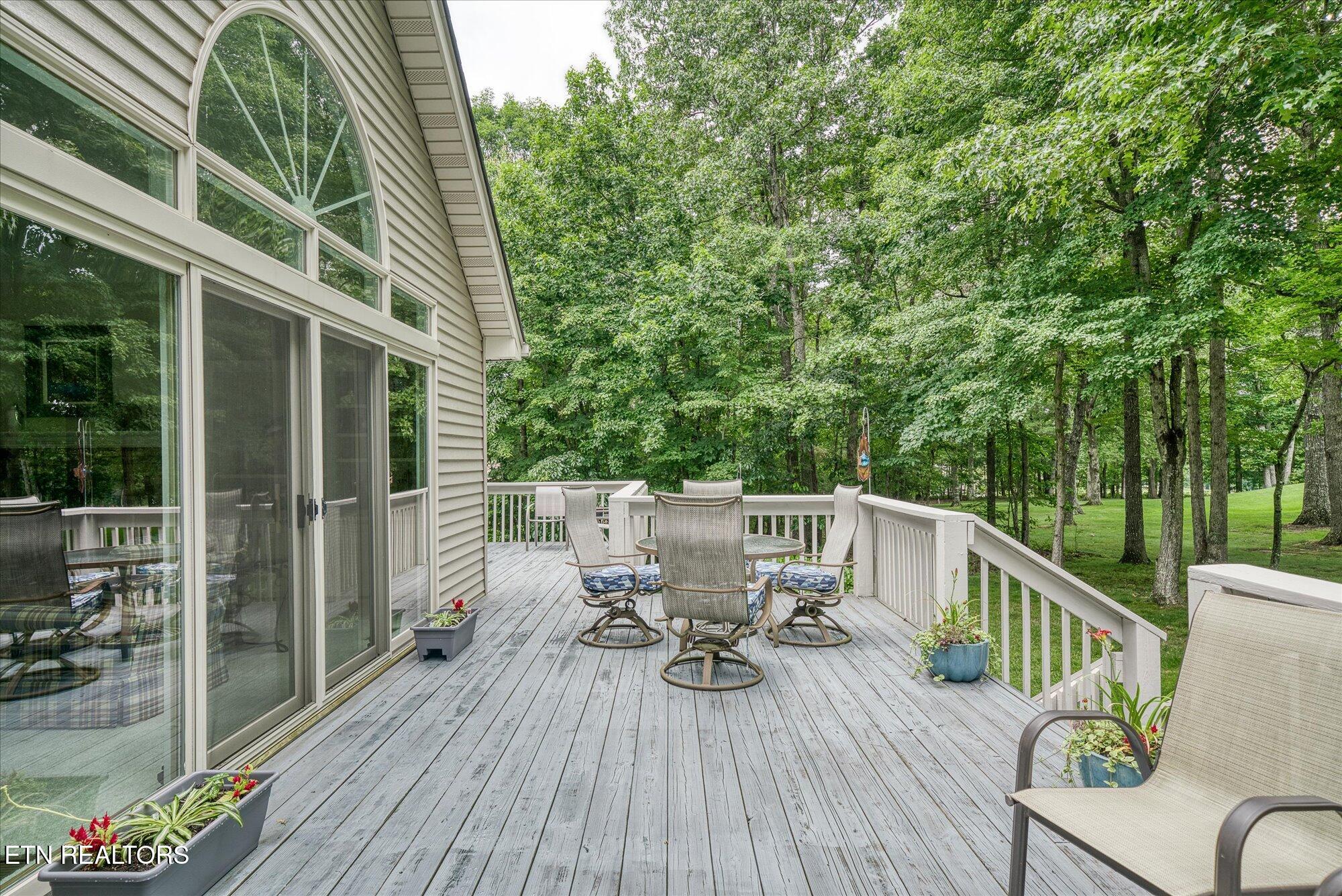 21 Lexham Court Property Photo 36