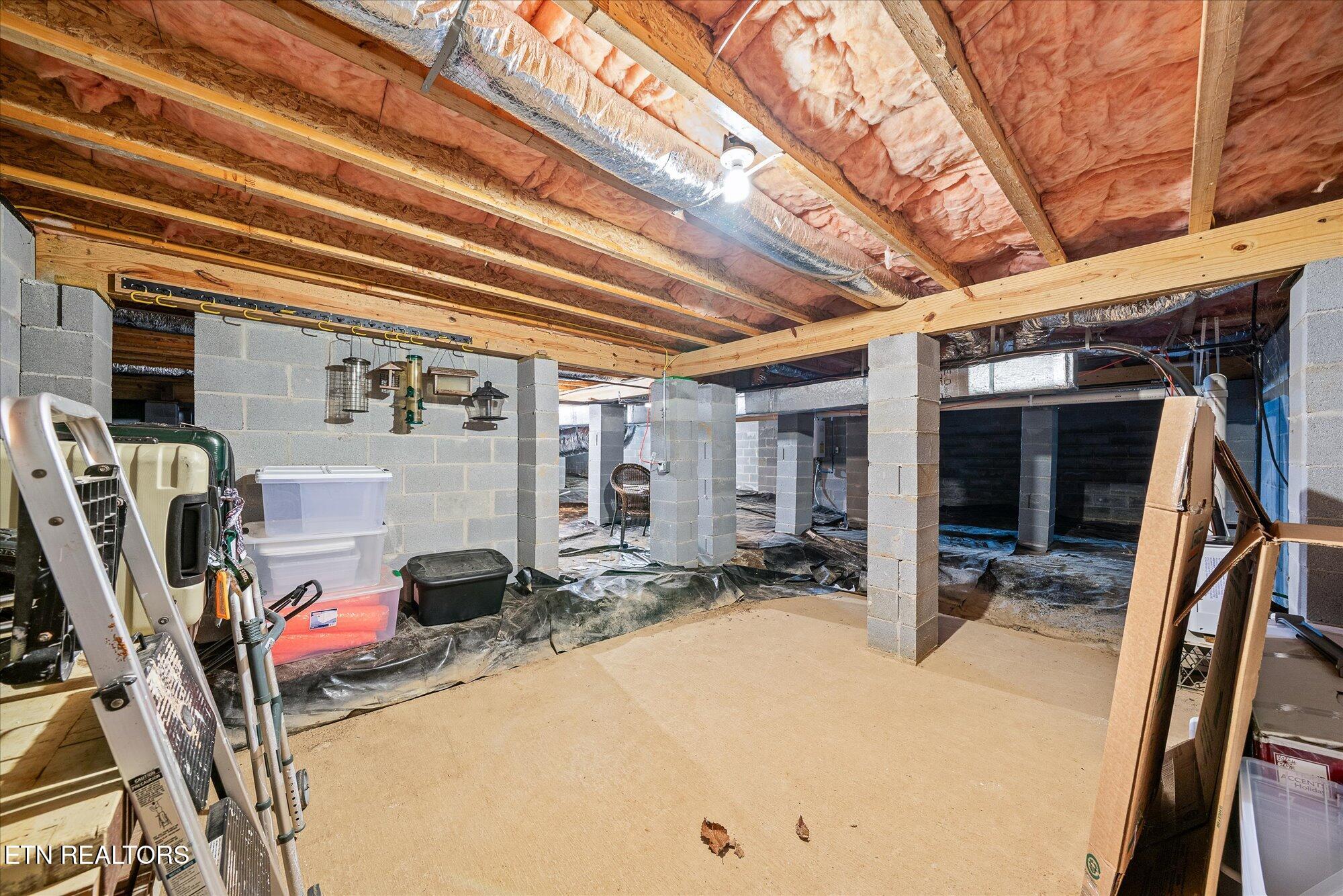 21 Lexham Court Property Photo 45