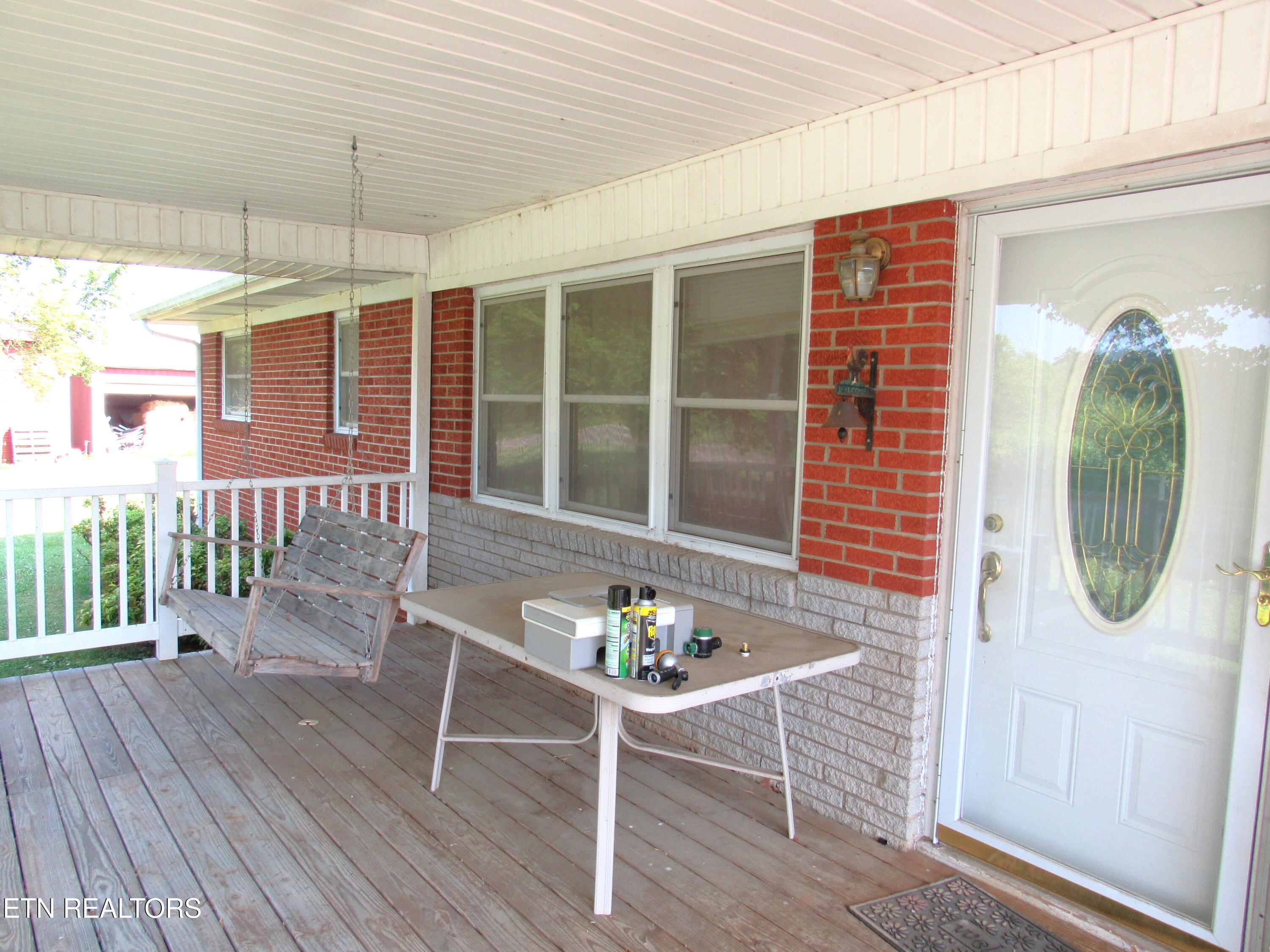 2010 Rocky Valley Rd Property Photo 17