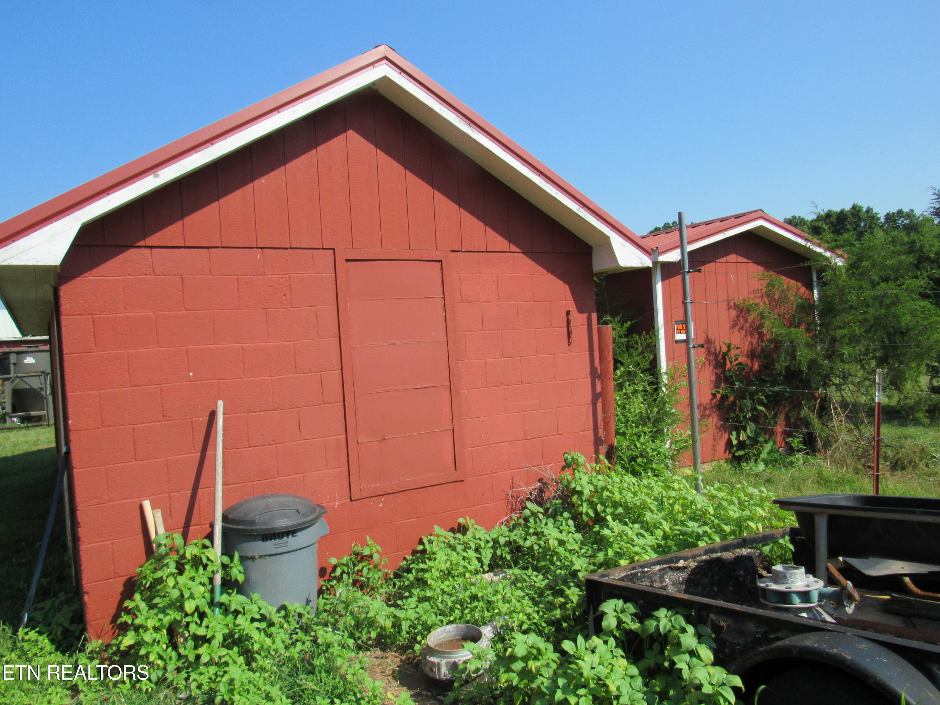 2010 Rocky Valley Rd Property Photo 30