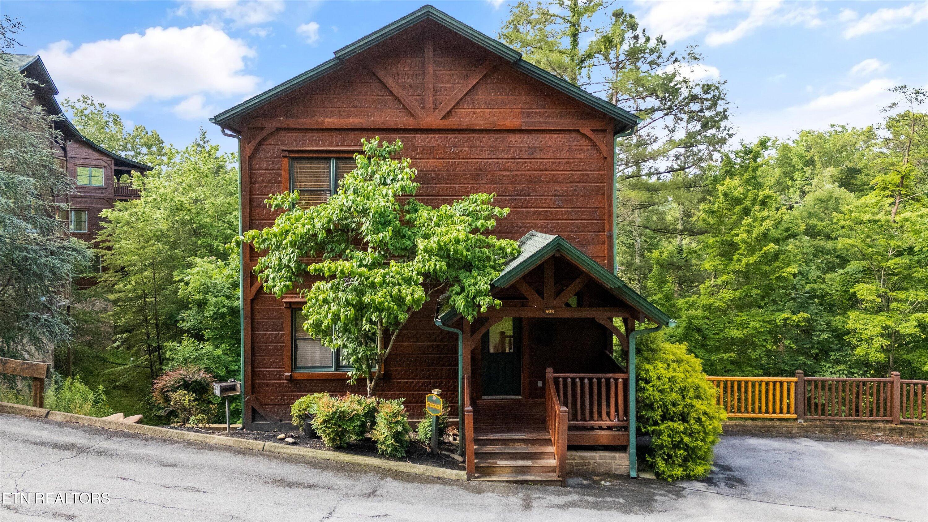 808 Great Smoky Way Property Photo 2