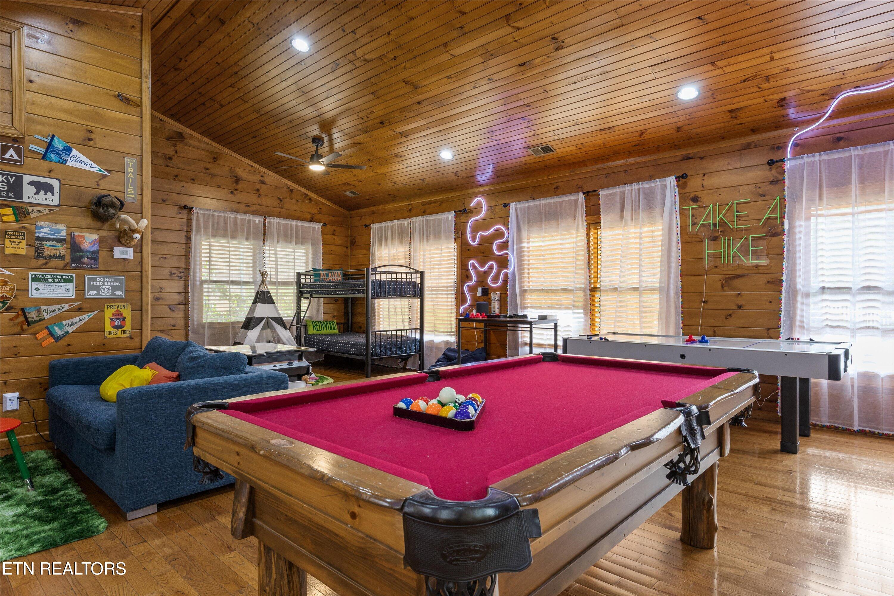 808 Great Smoky Way Property Photo 19
