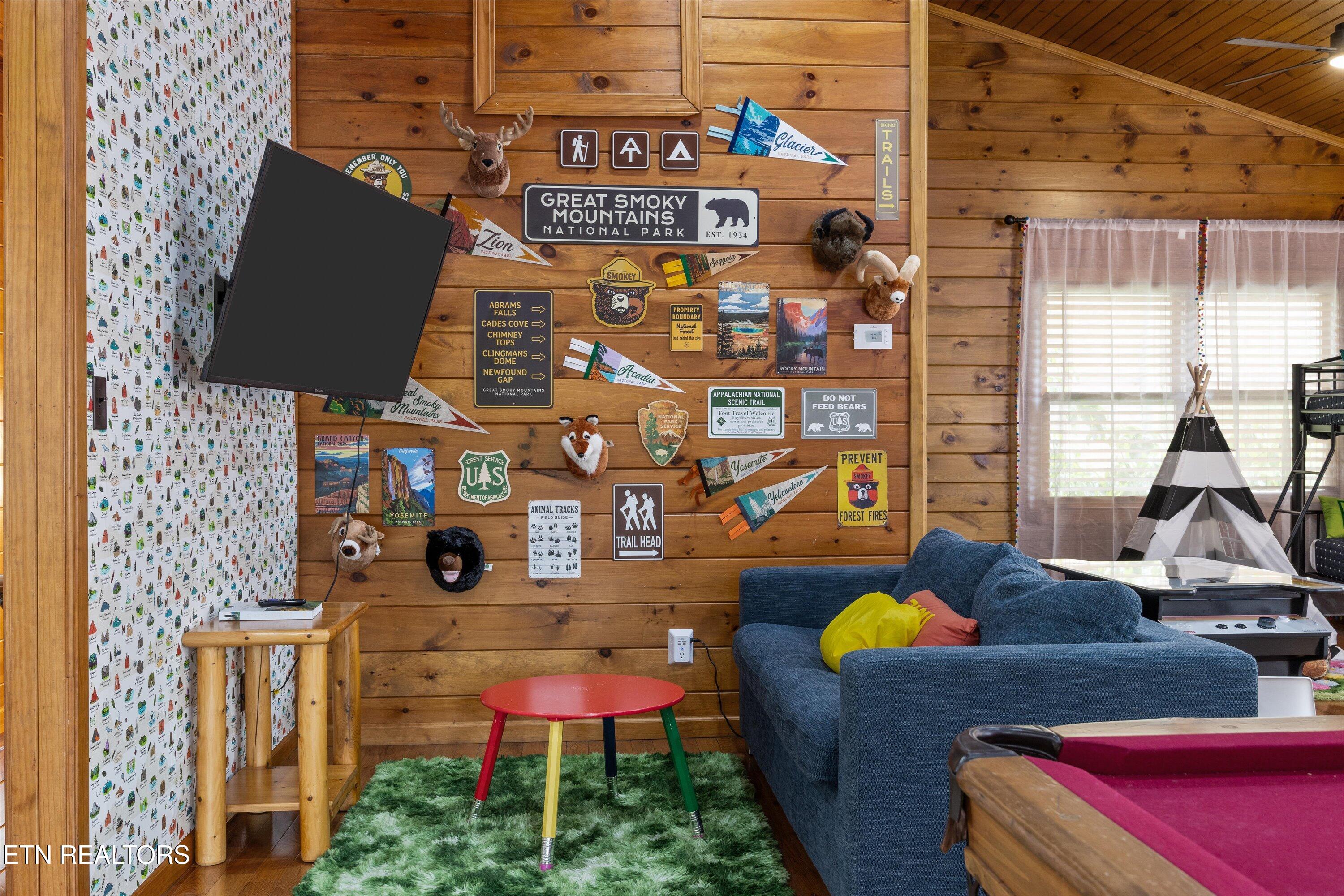 808 Great Smoky Way Property Photo 20