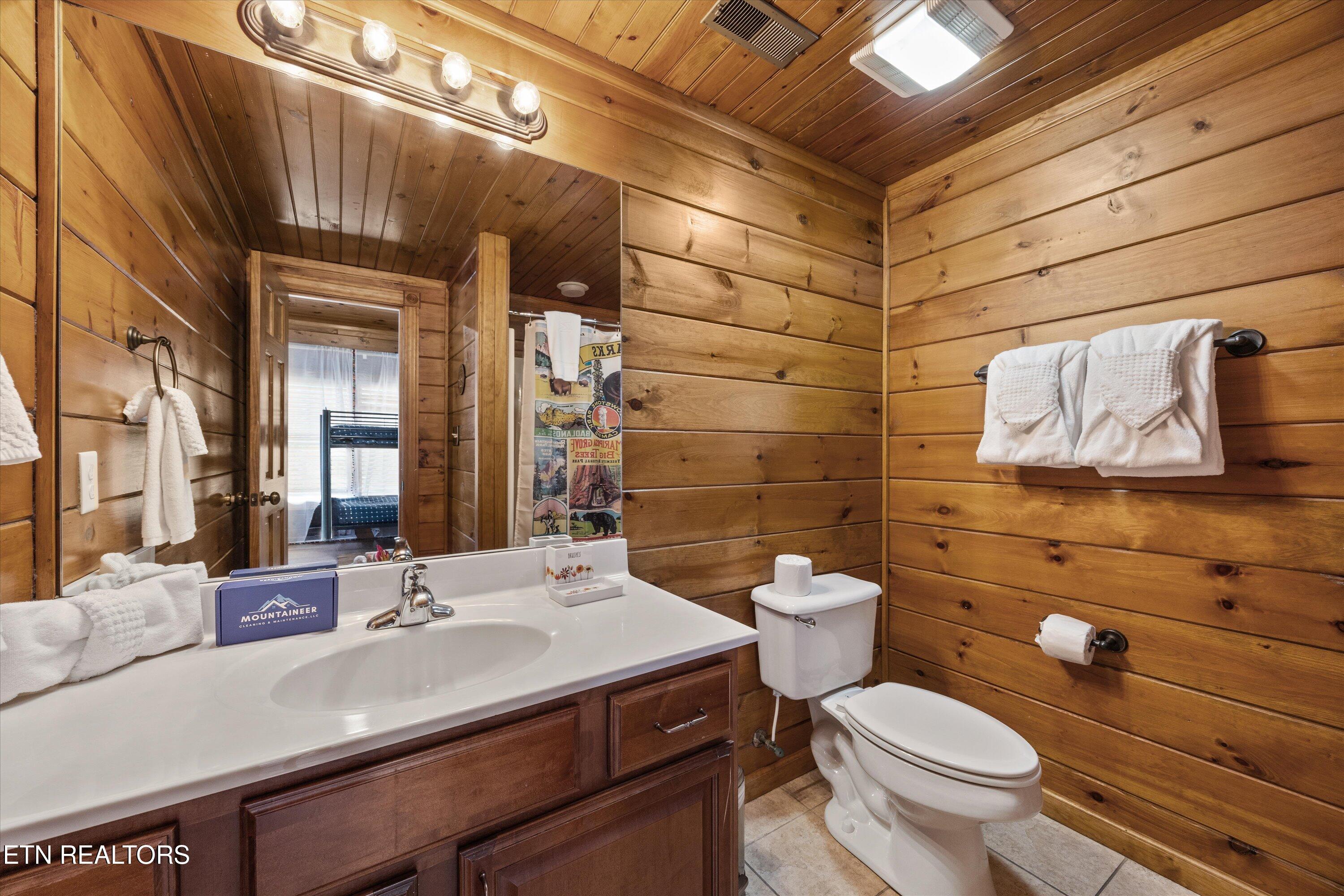 808 Great Smoky Way Property Photo 25