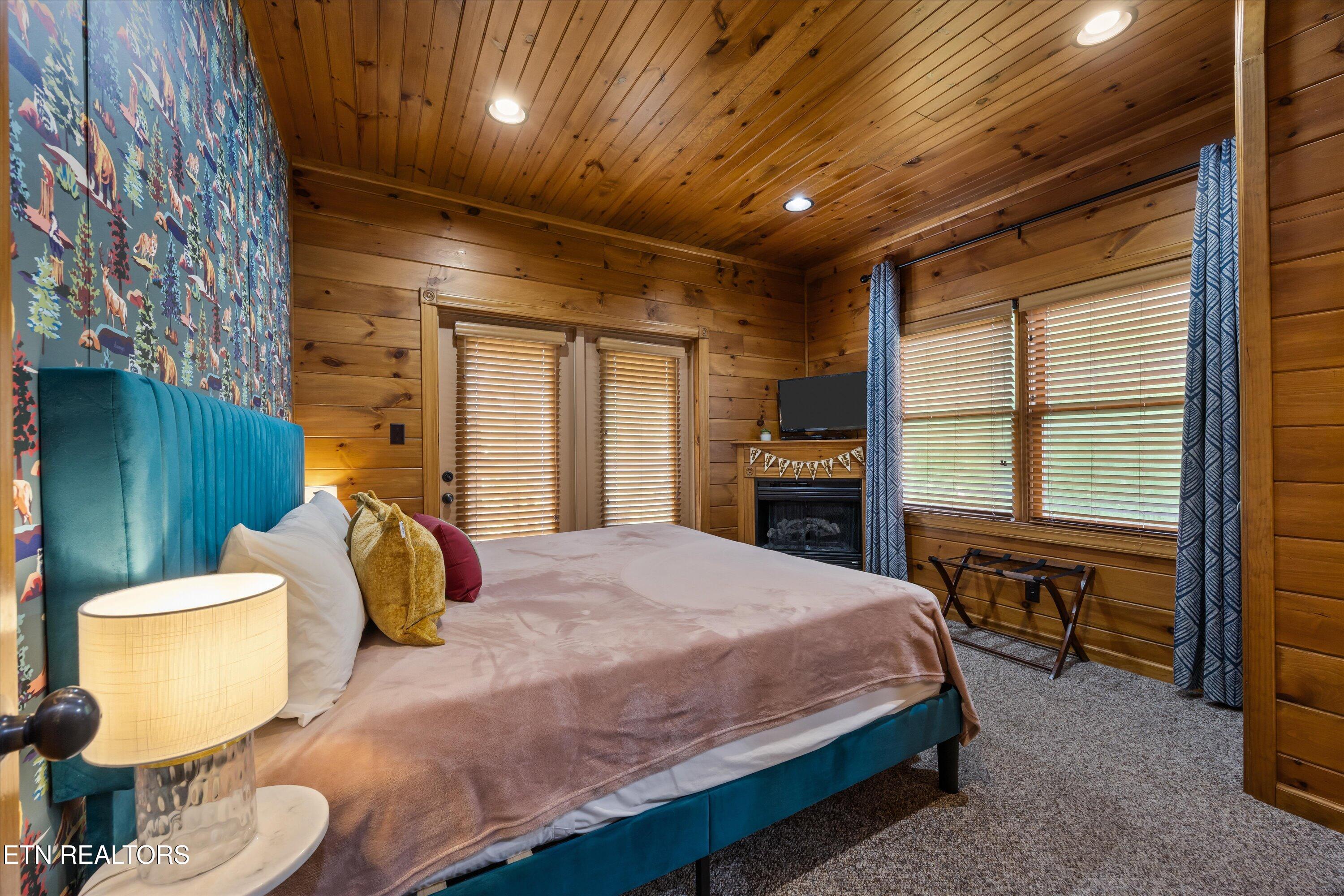 808 Great Smoky Way Property Photo 29