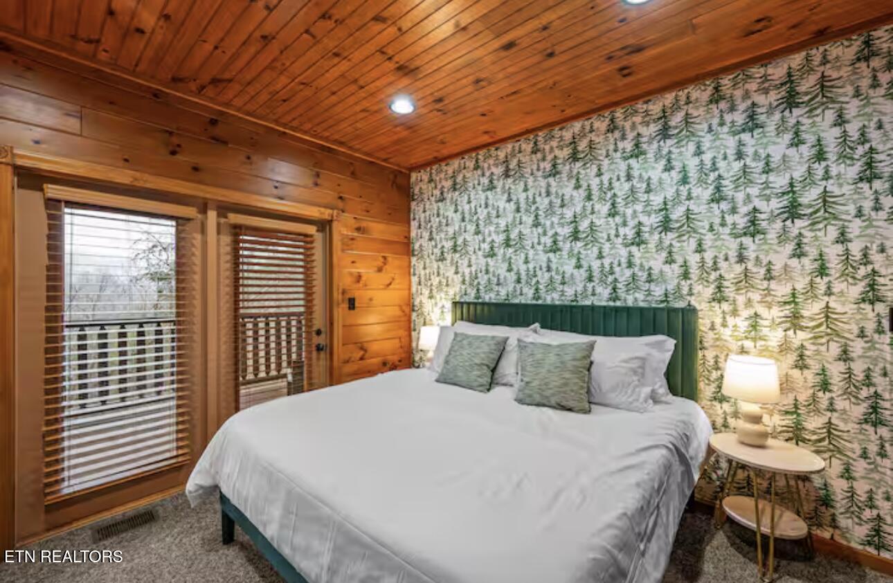 808 Great Smoky Way Property Photo 32