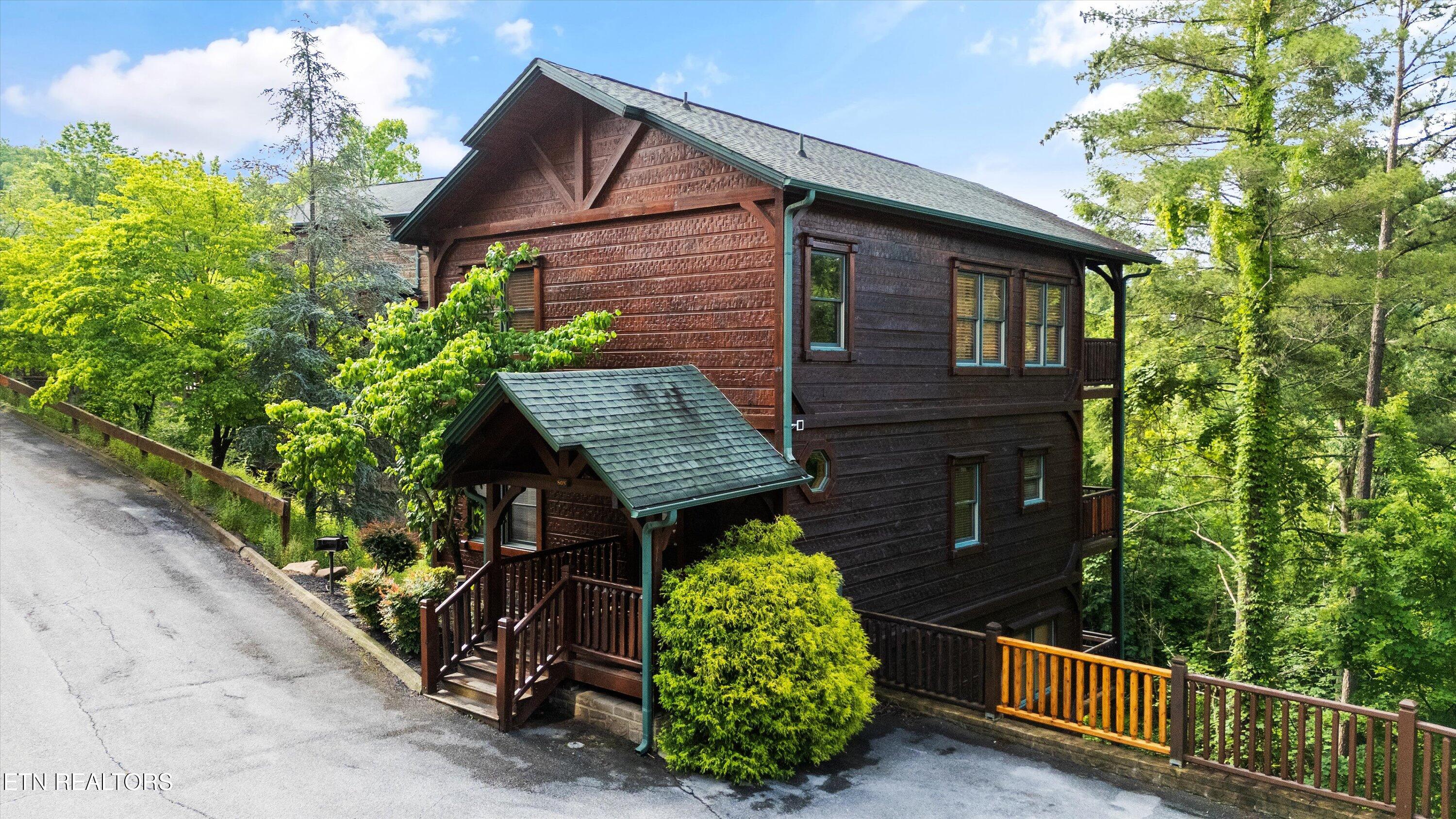 808 Great Smoky Way Property Photo 48