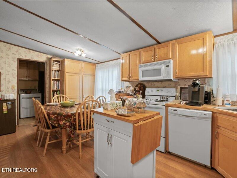 205 Ellison Rd Property Photo 27